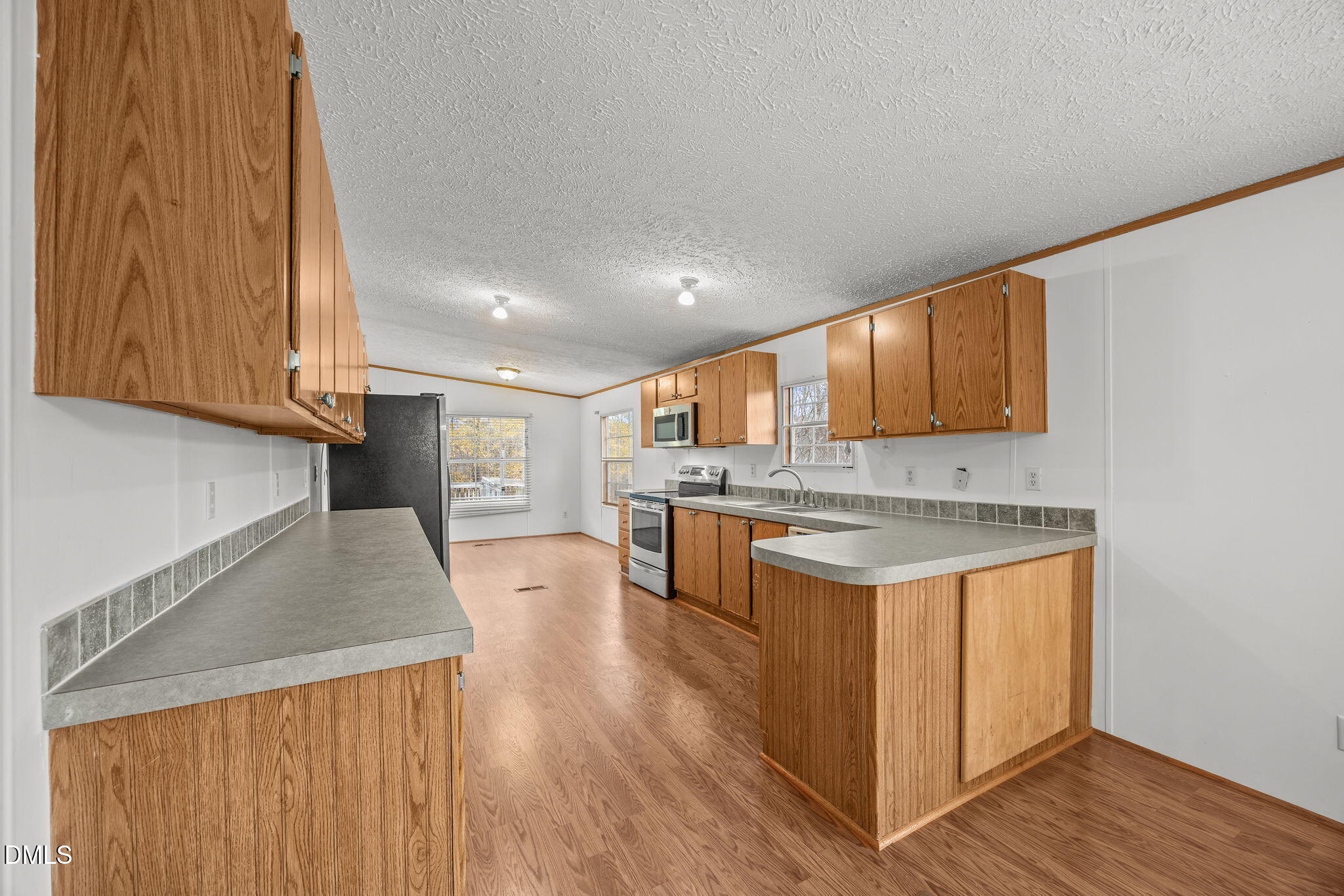 2562 Moss Ledford Road