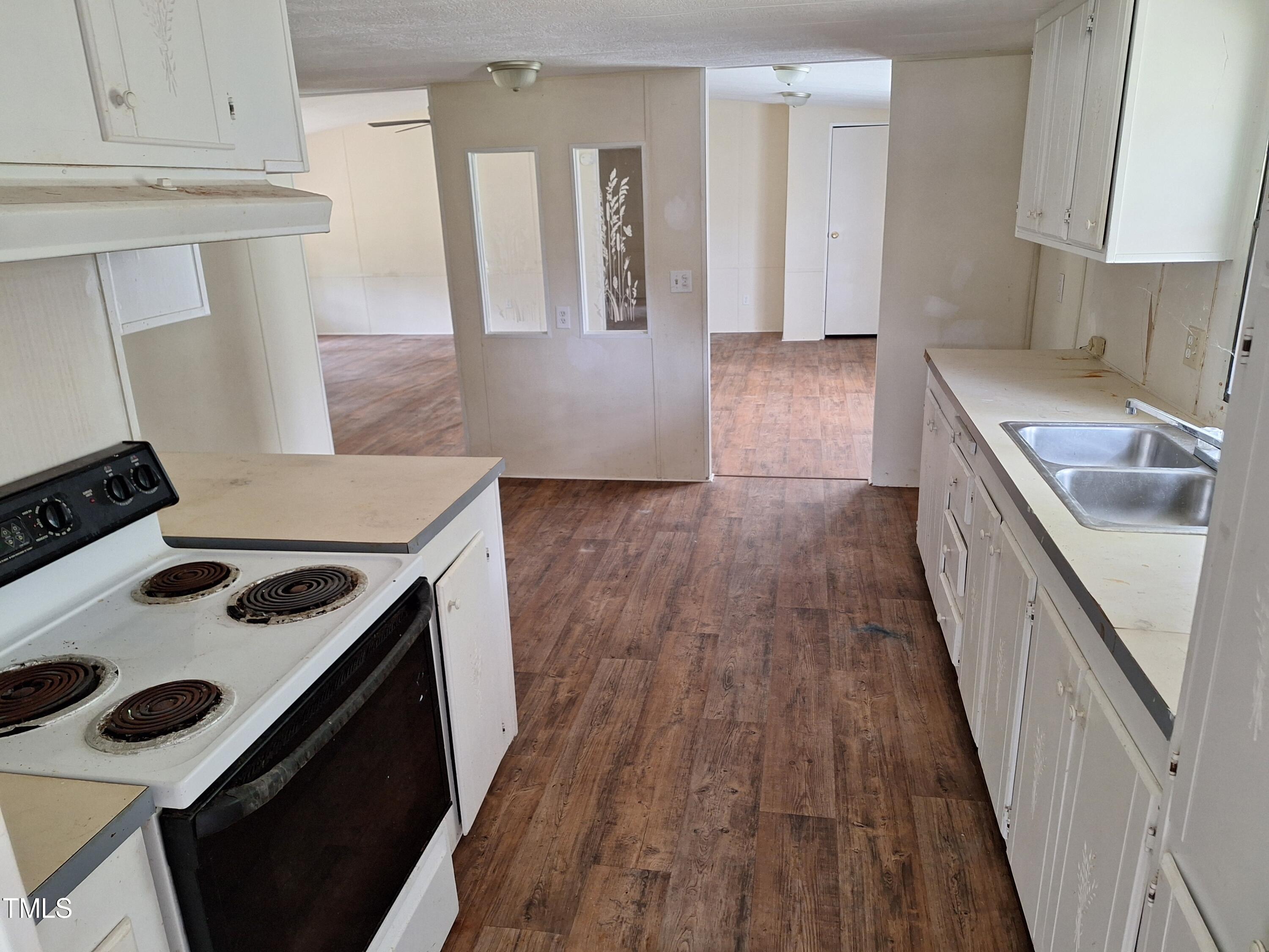 Raeford, North Carolina 28376, United States, 3 Bedrooms Bedrooms, ,2 BathroomsBathrooms,Residential,Pending,52667