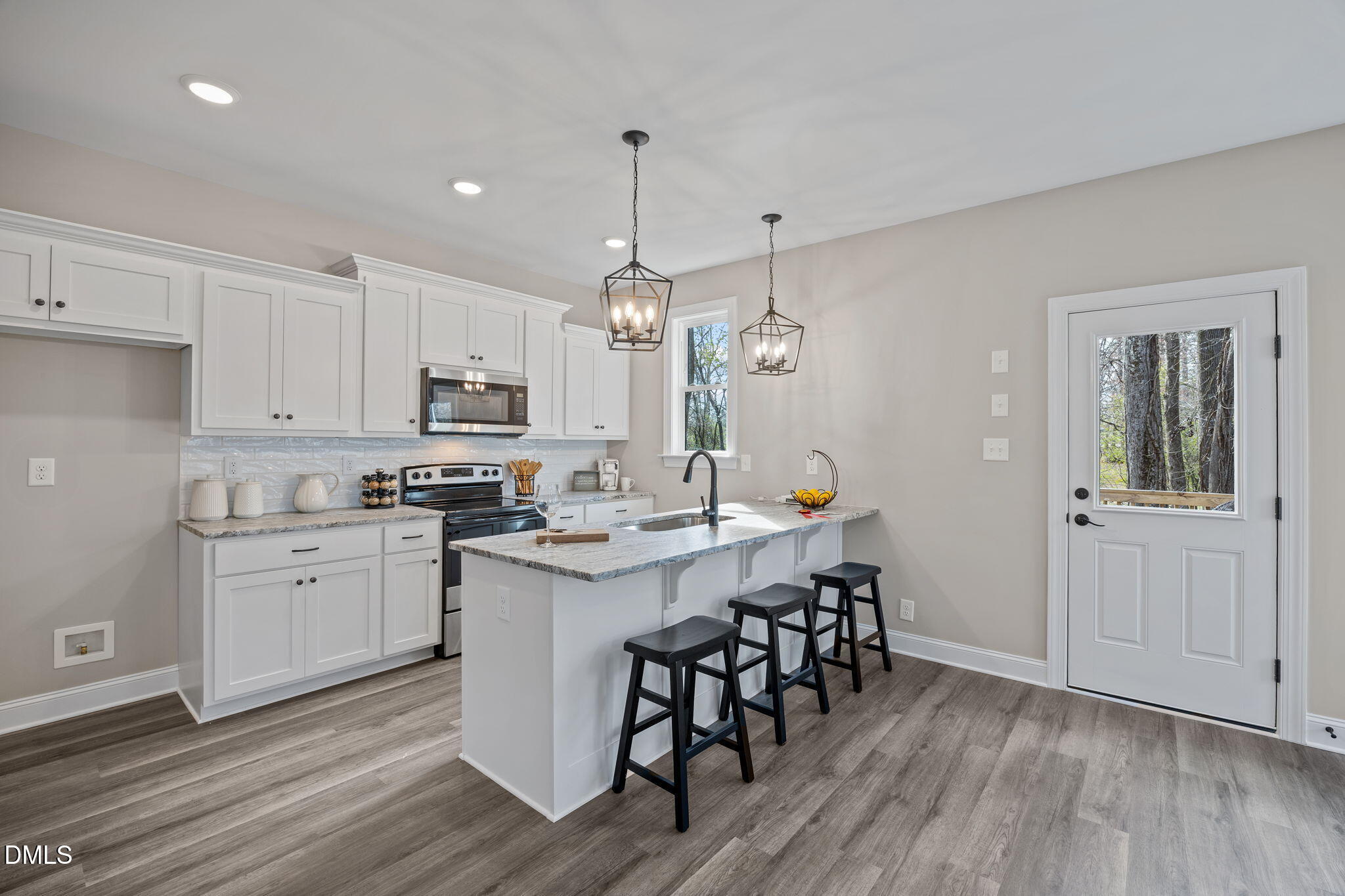 204 & 206 Cardinal Court