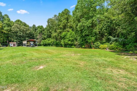 195 Curr Well Drive Benson NC 27504