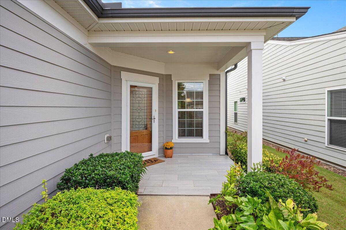 1108 Areca Way