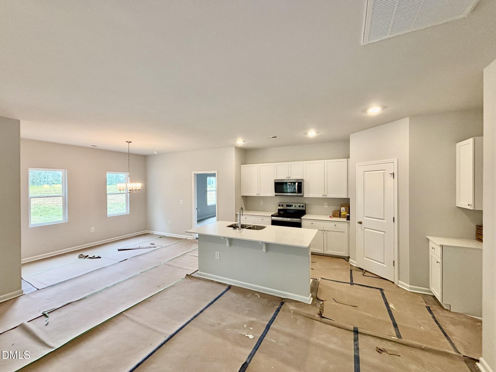 48 Iris Glen Ct