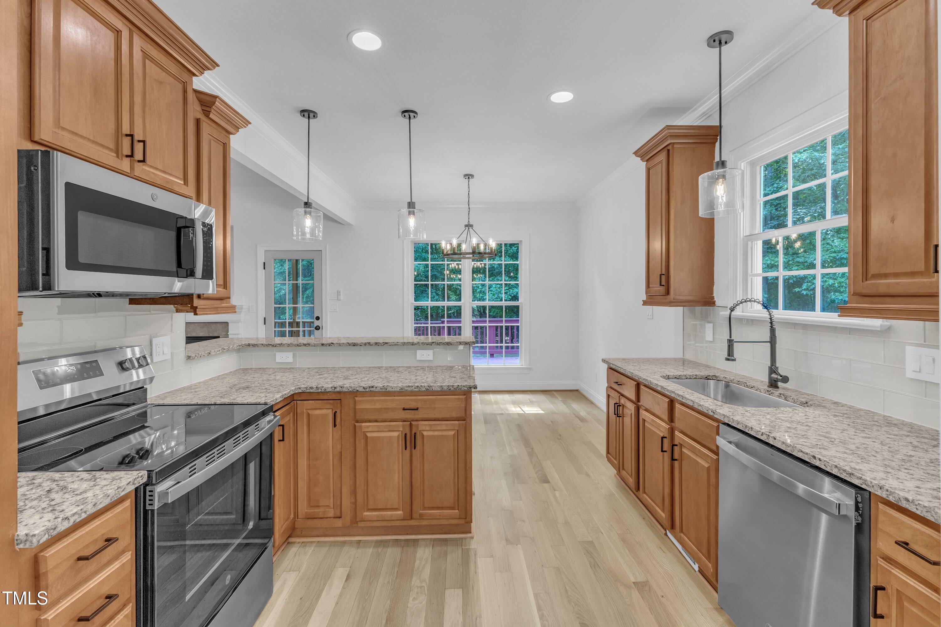 2103 Troys Trail
