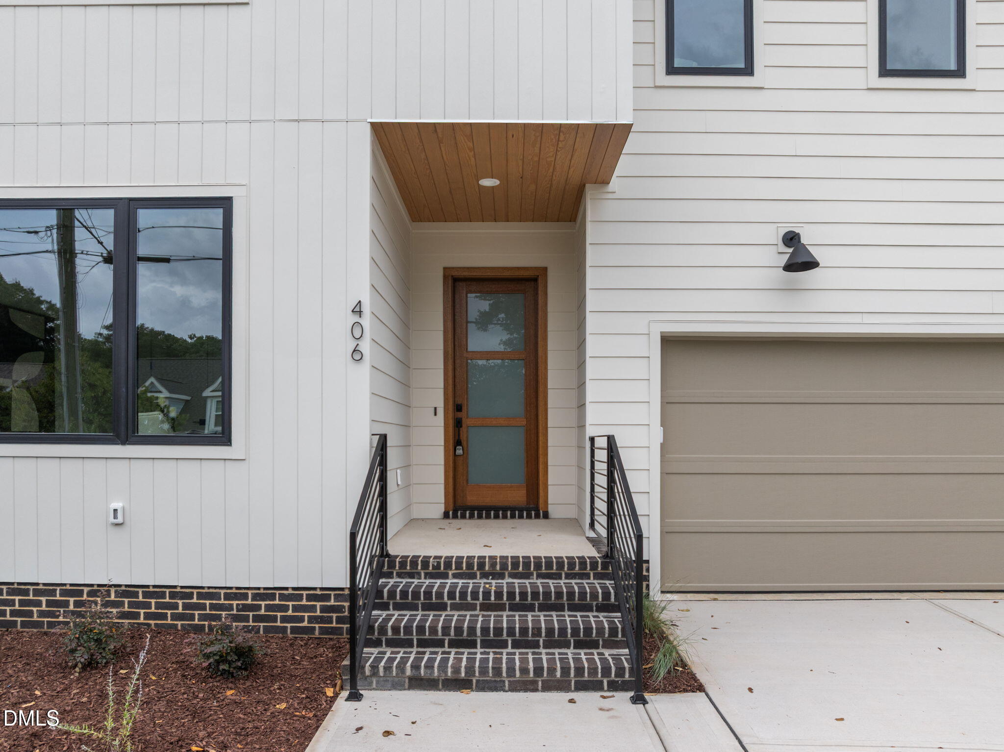406 Columbia Drive