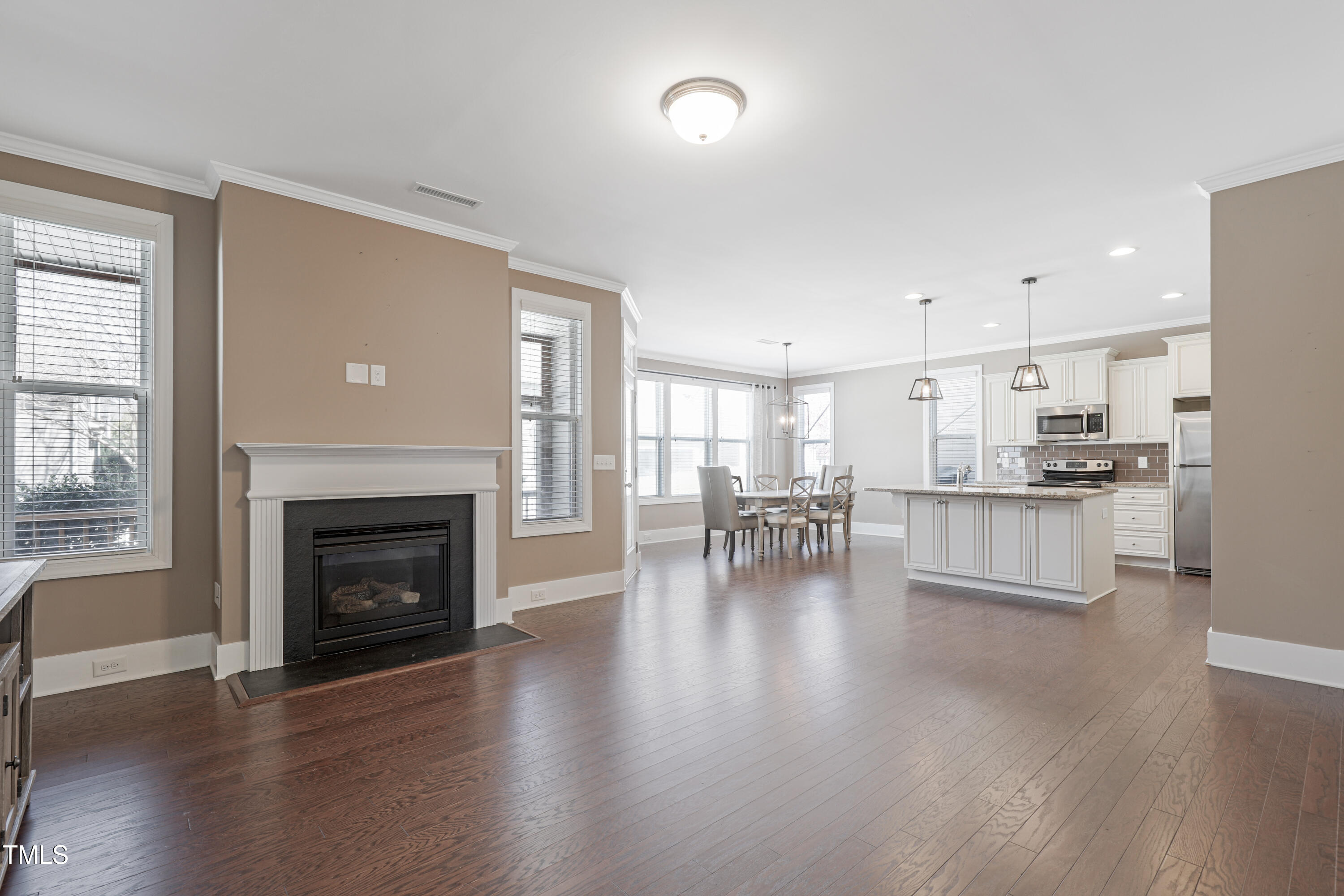 125 Station Drive