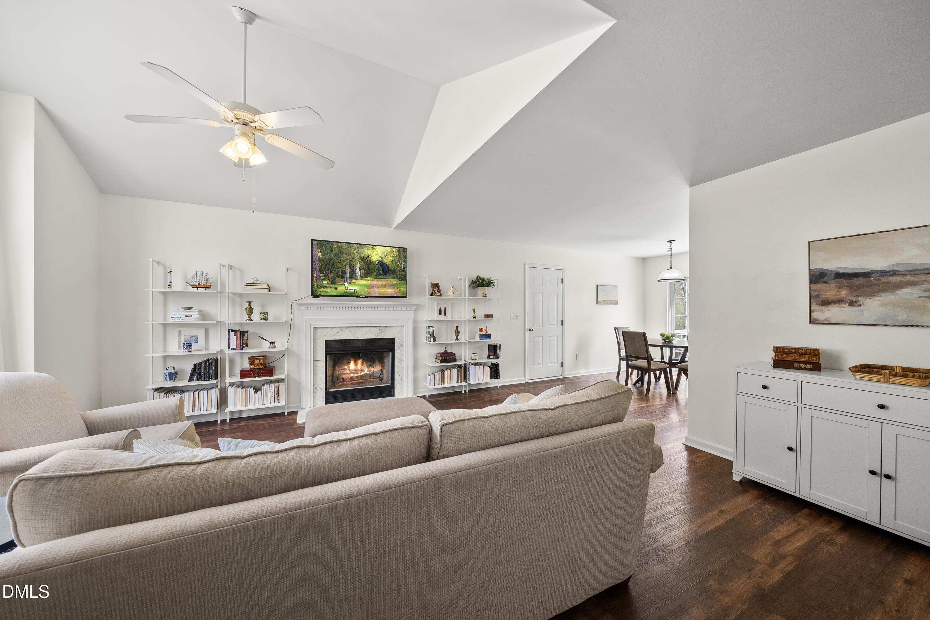 313 Wood Green Drive