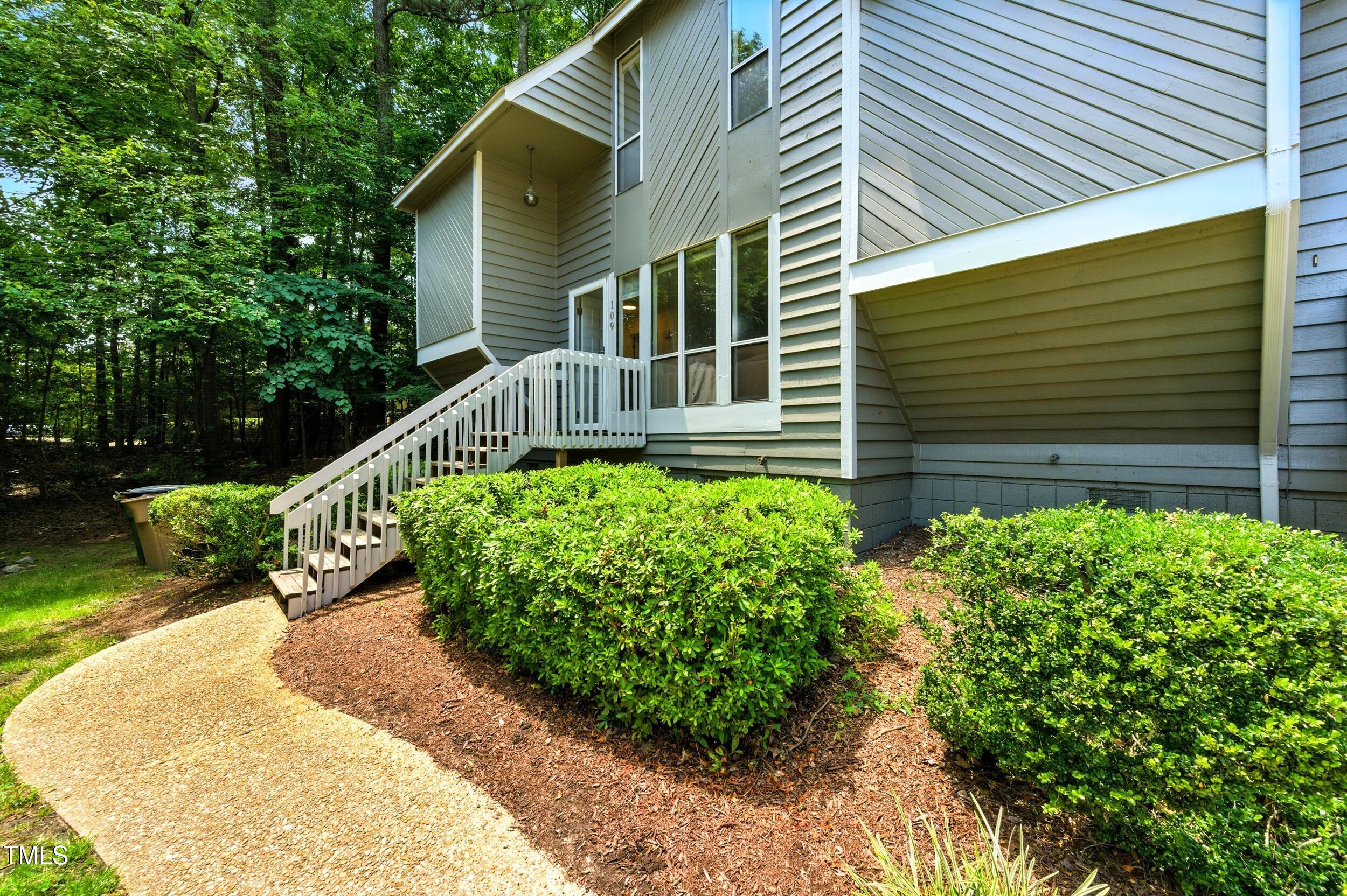 109 Virginia Place