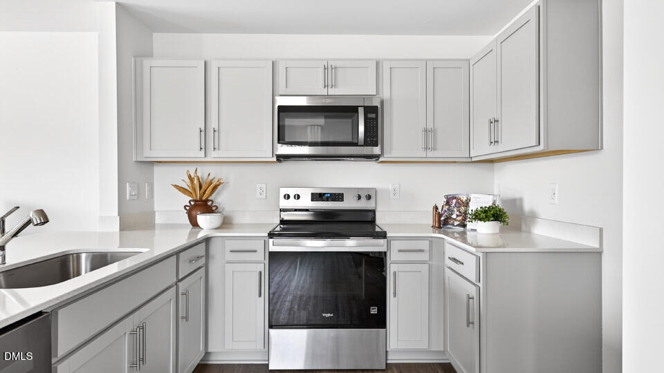 275 Rusling Leaf Drive