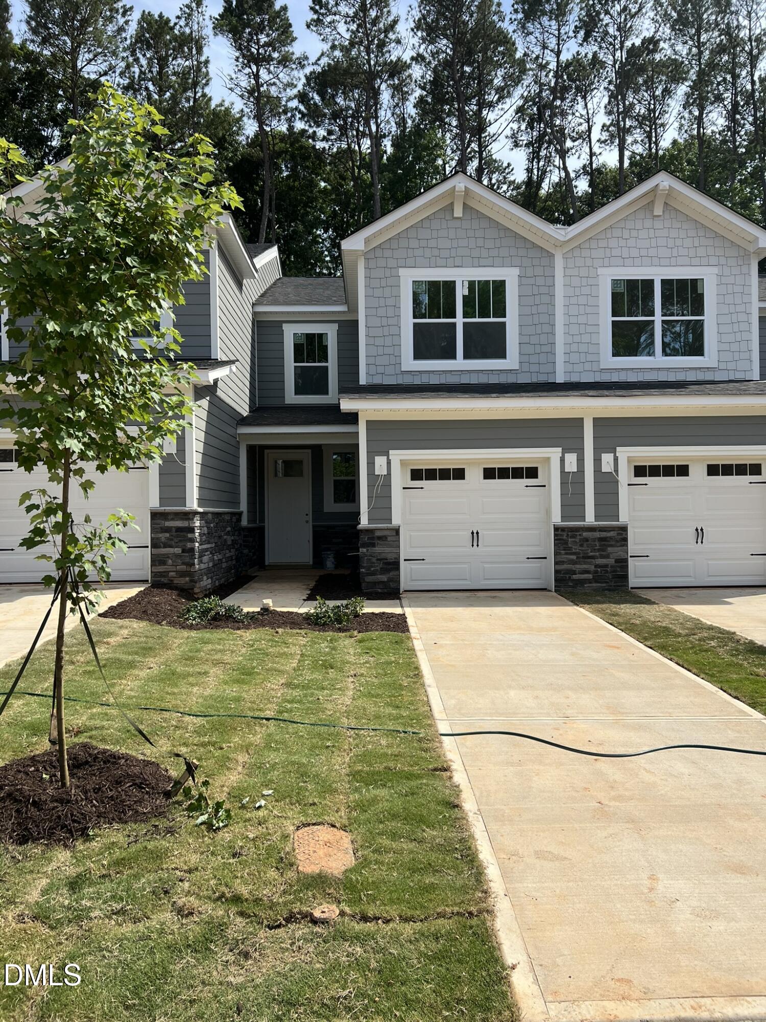 2915 Spring Manor Way