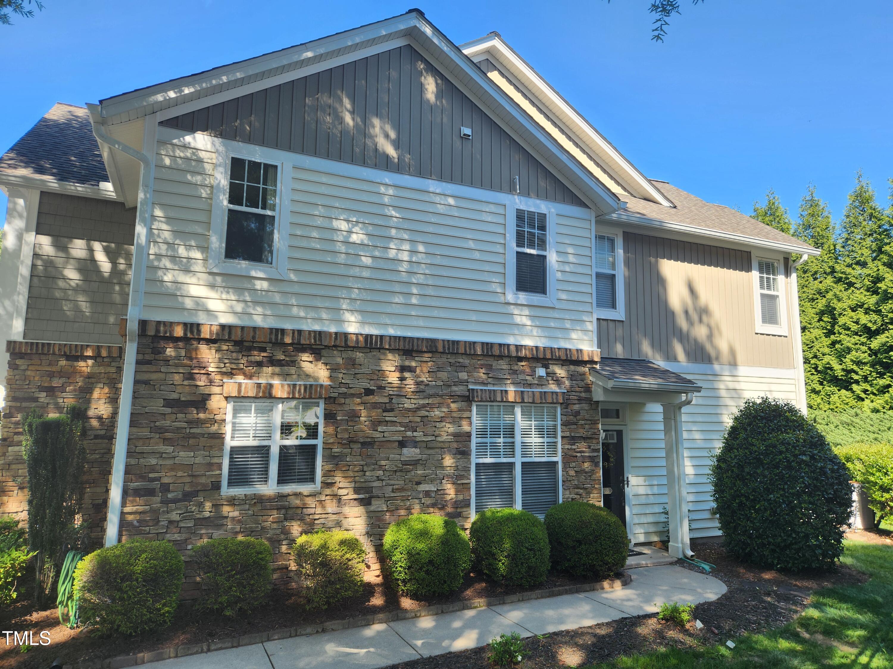 5033 Amber Clay Lane
