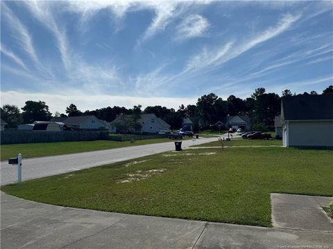 A home in Raeford