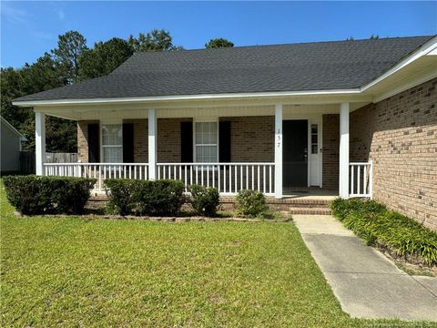 A home in Raeford