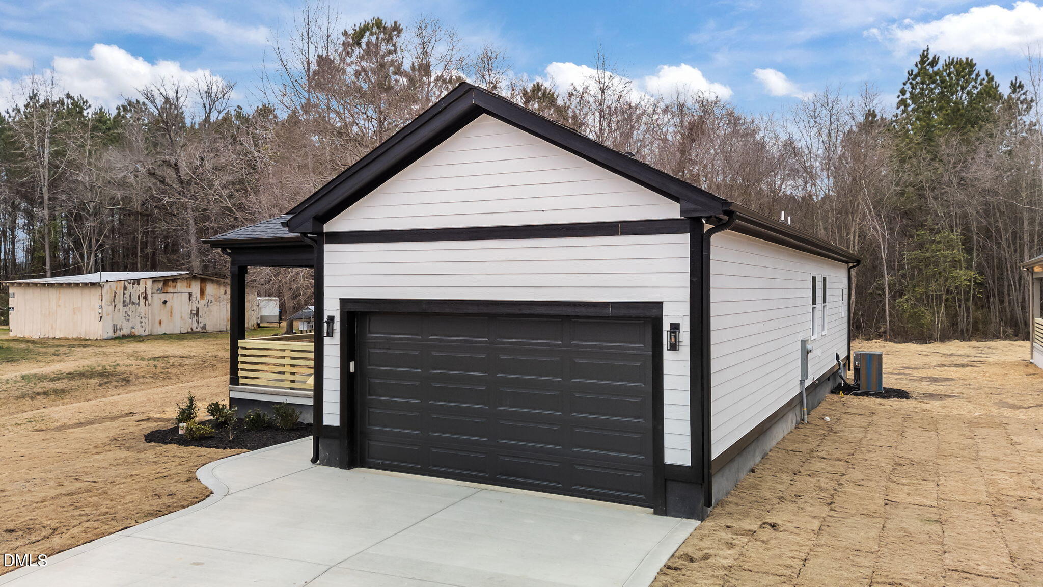 1901 N Webb North Street