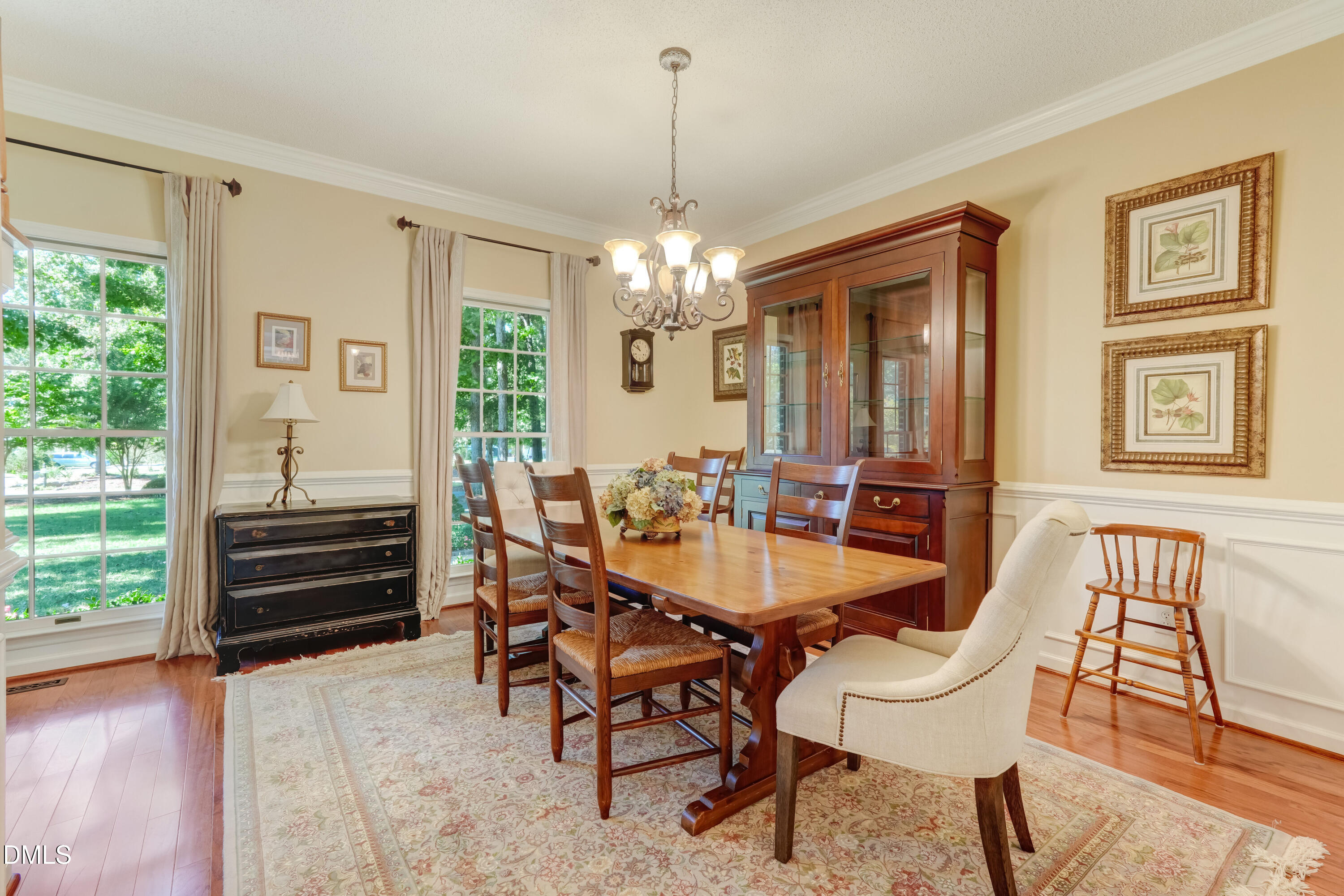 5736 Laurel Ridge Dr