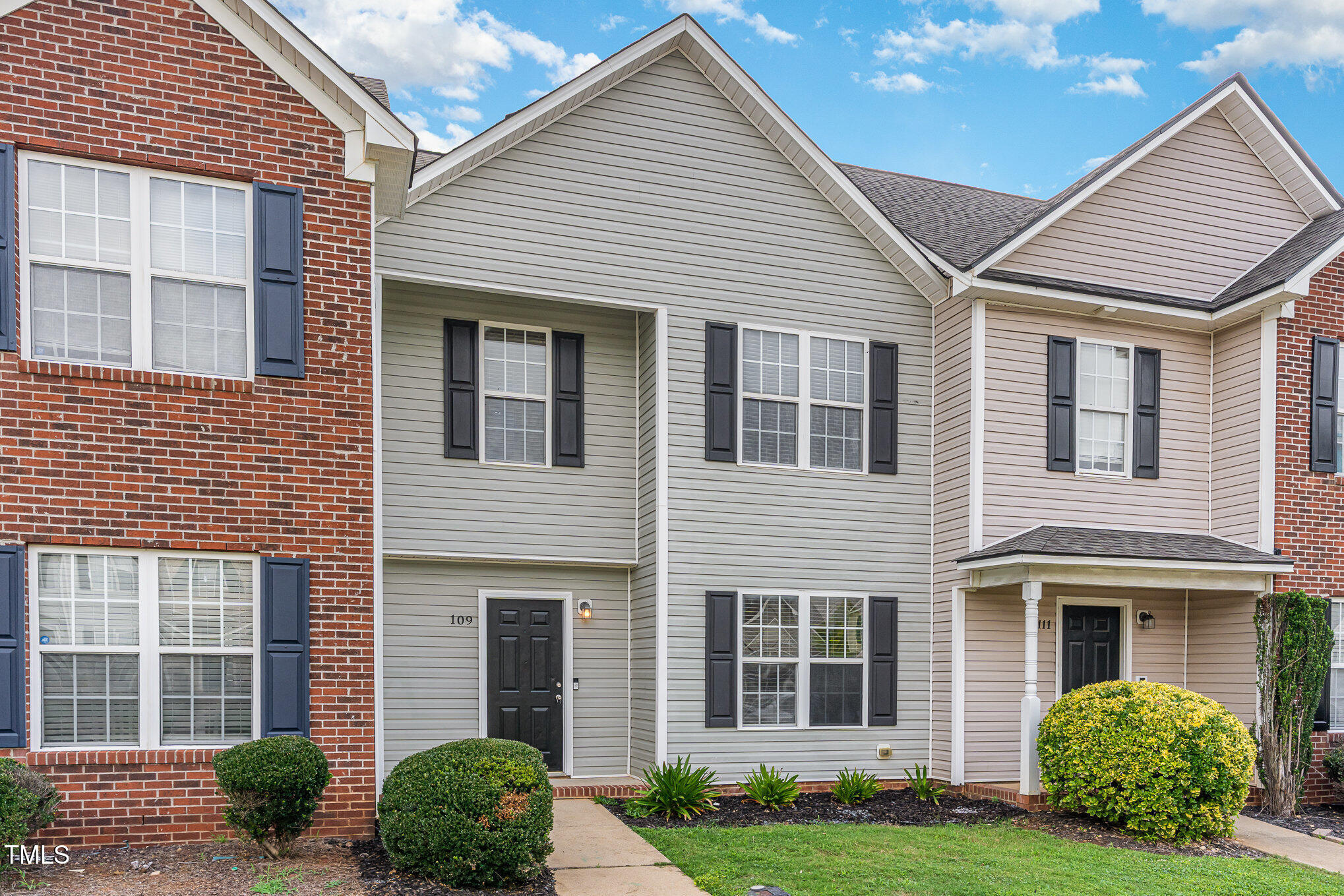 109 Blackthorne Court