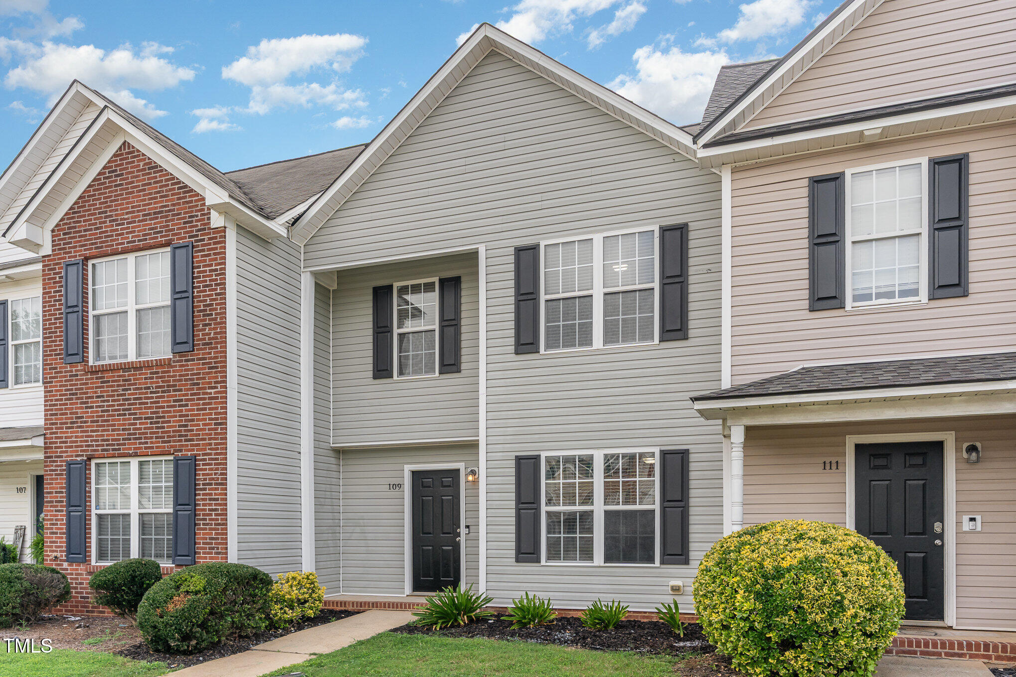 109 Blackthorne Court