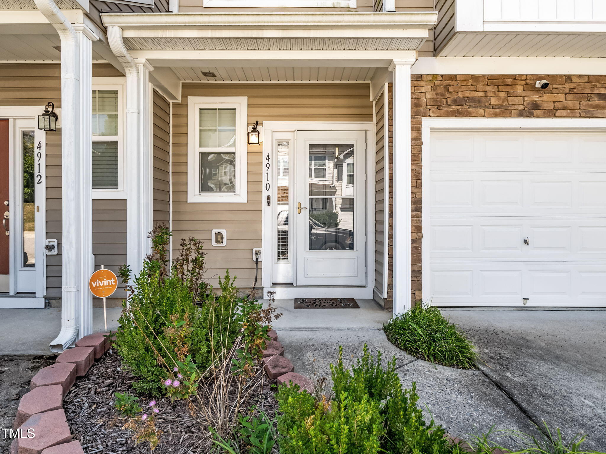 4910 Blue Rock Court