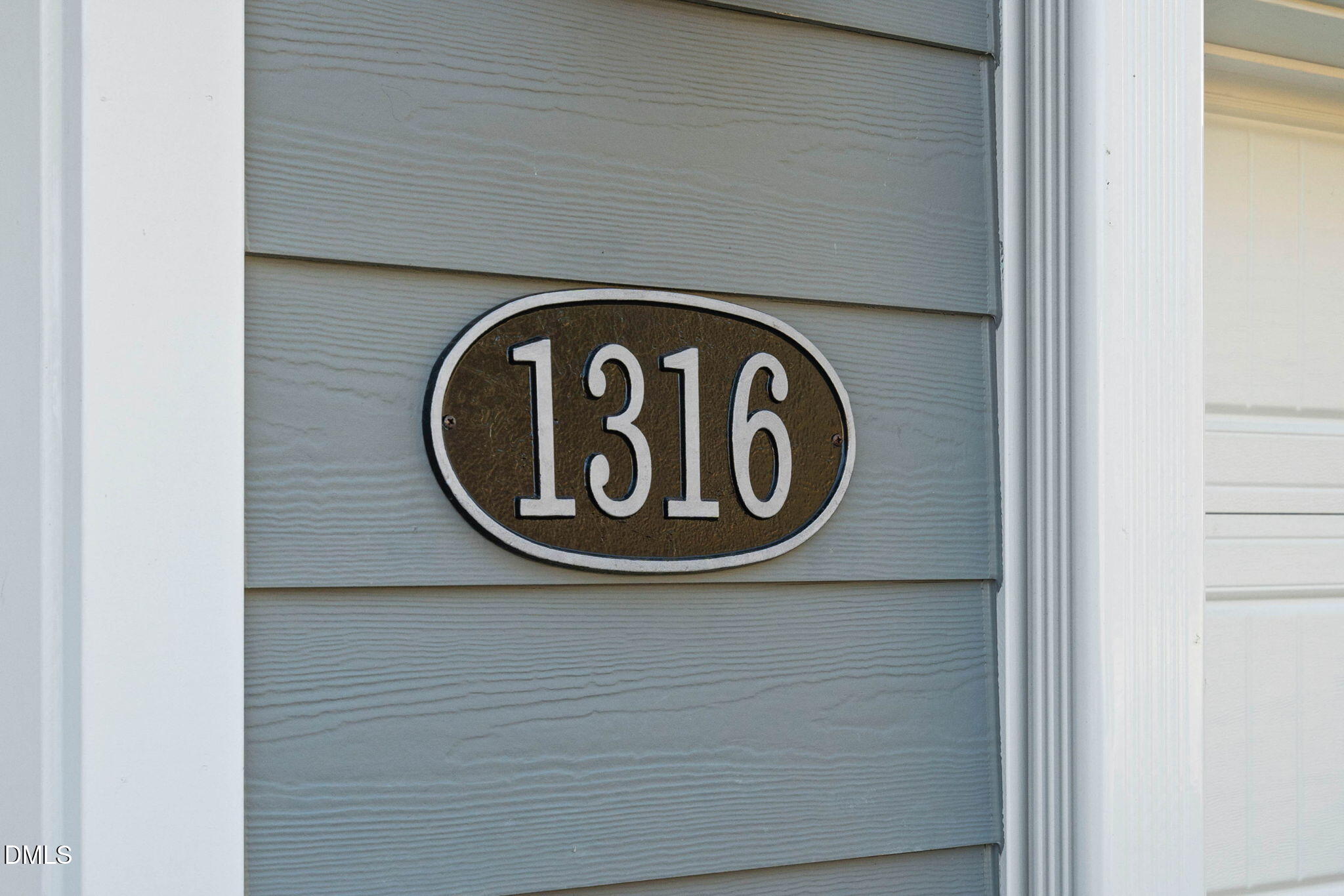 1316 Grangerford Court