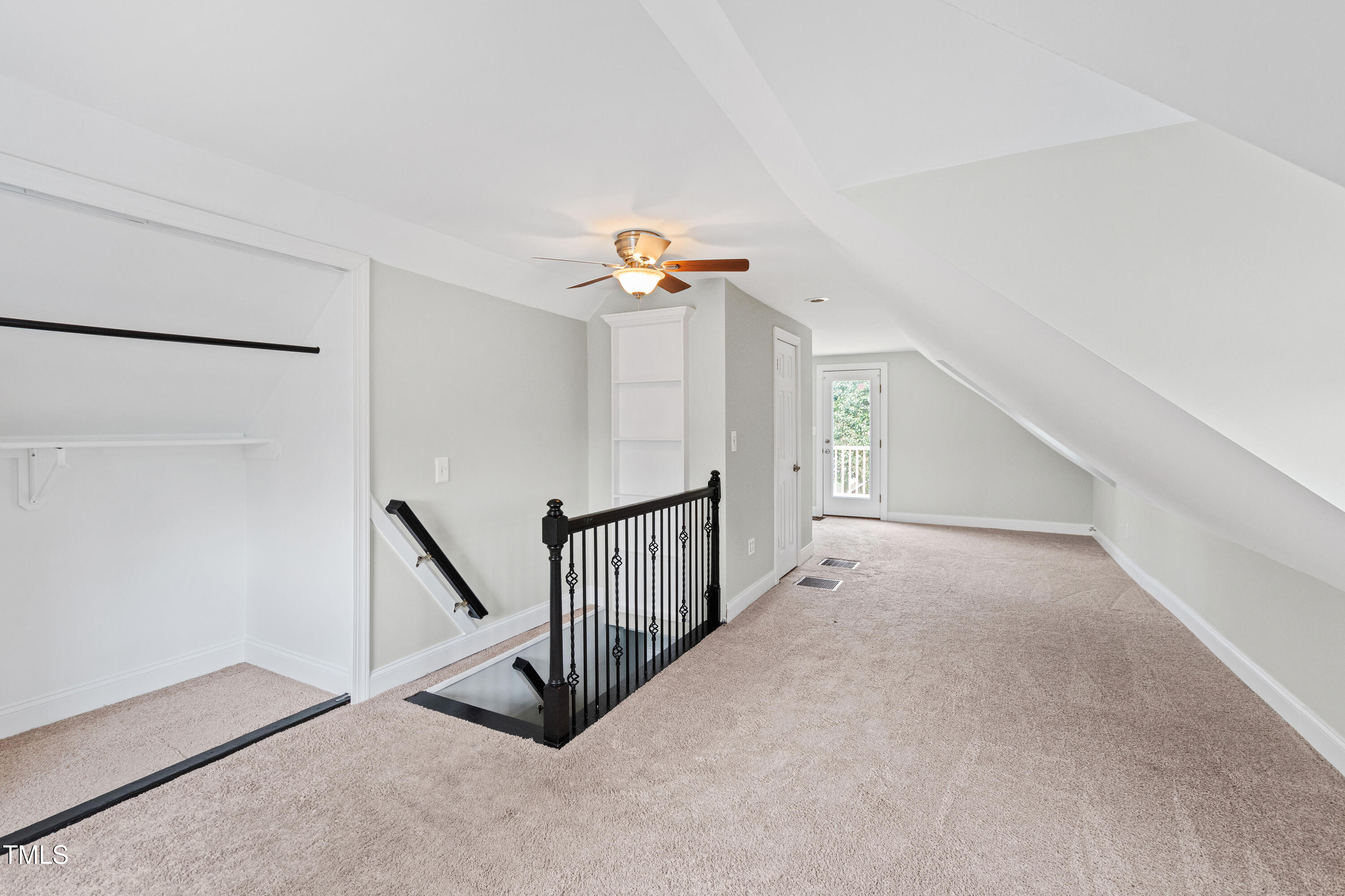 Raleigh, North Carolina 27608, United States, 2 Bedrooms Bedrooms, ,2 BathroomsBathrooms,Residential,Active,157832