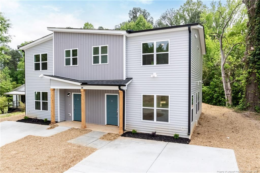1047 |1049 E Harnett Street