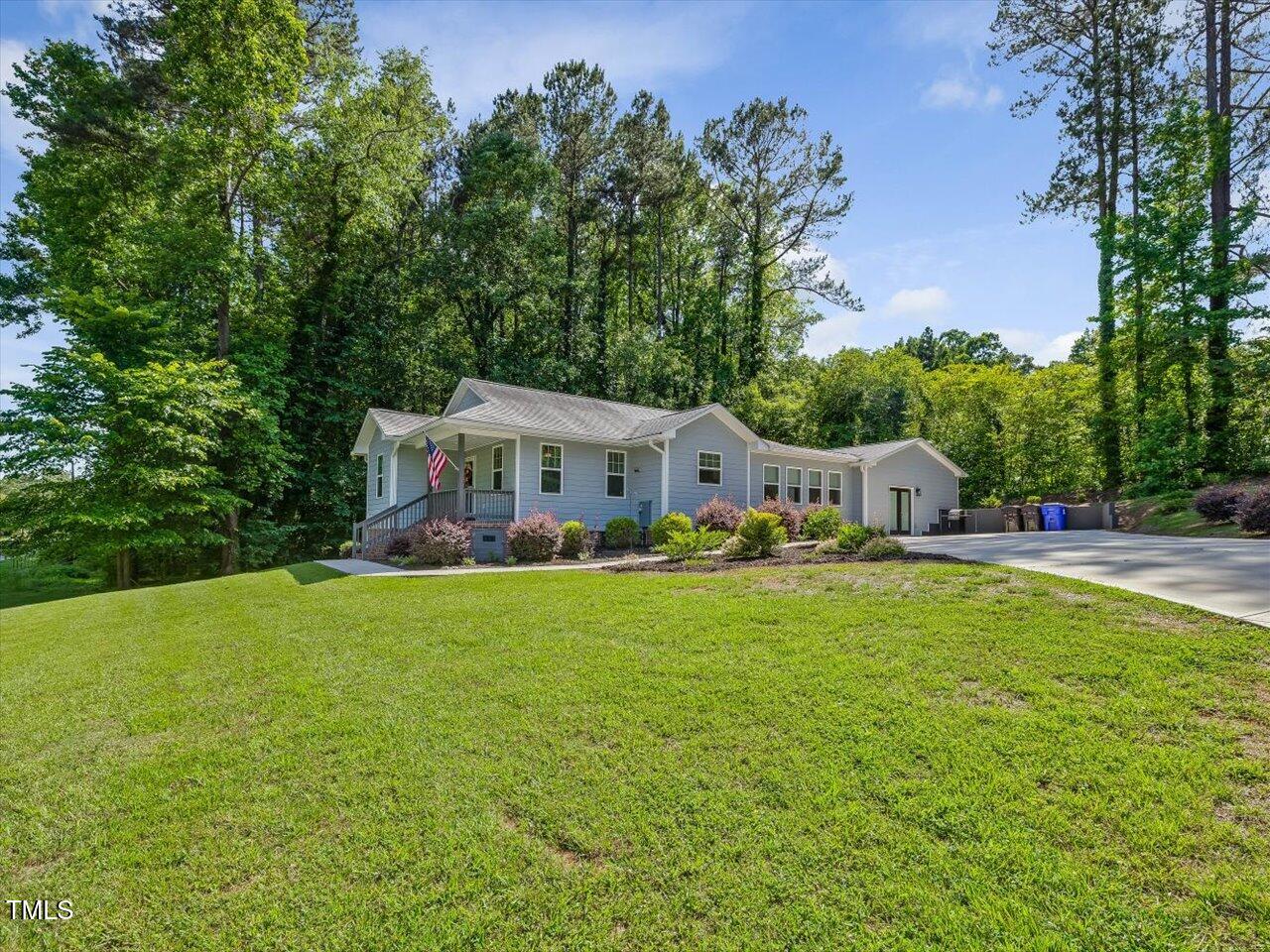 707 Lakewood Drive