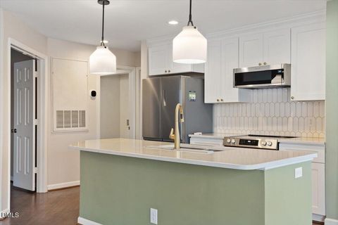 924 New Kent Place Cary NC 27511