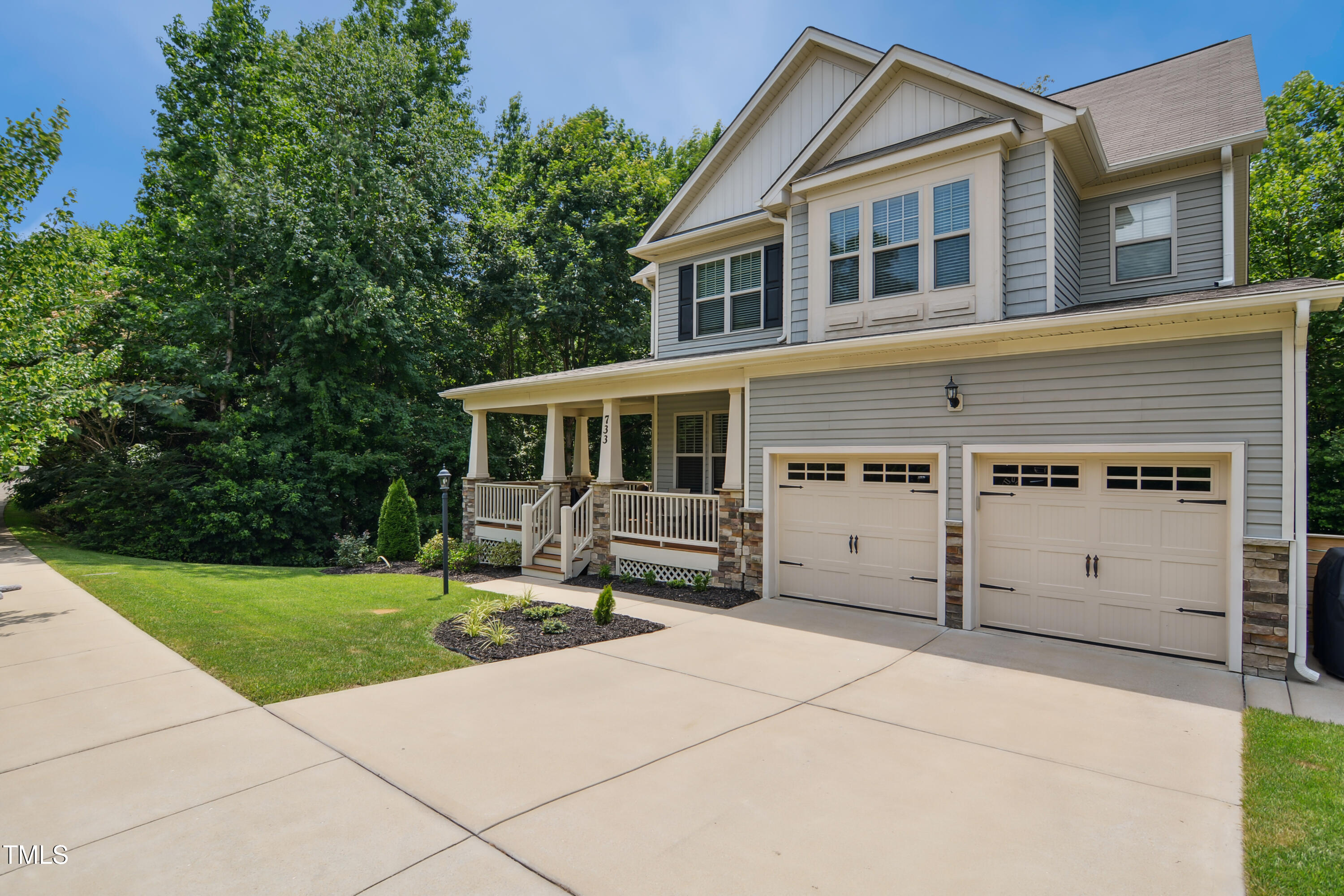 733 Bluffcreek Drive