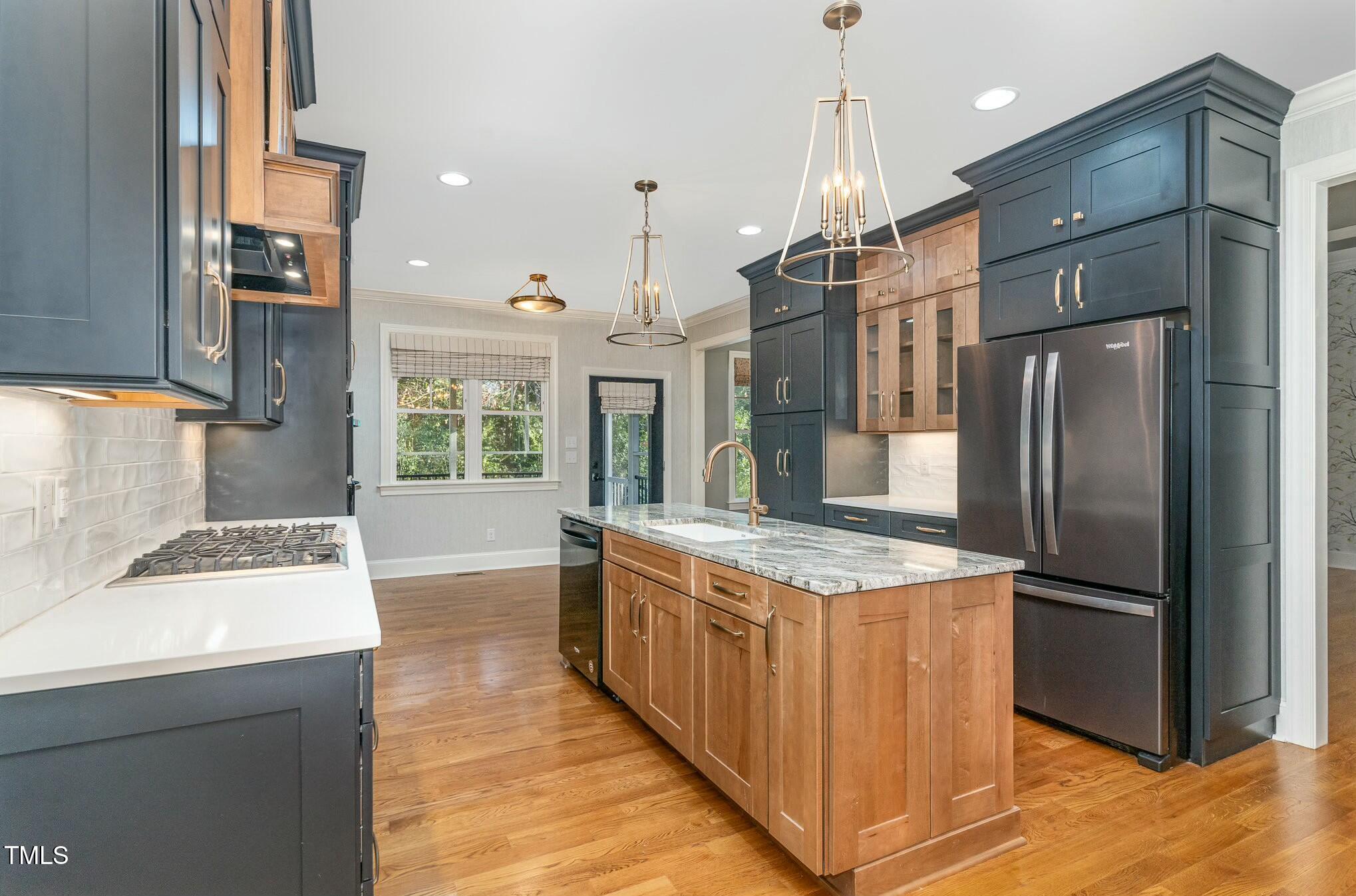113 Meadowglades Lane