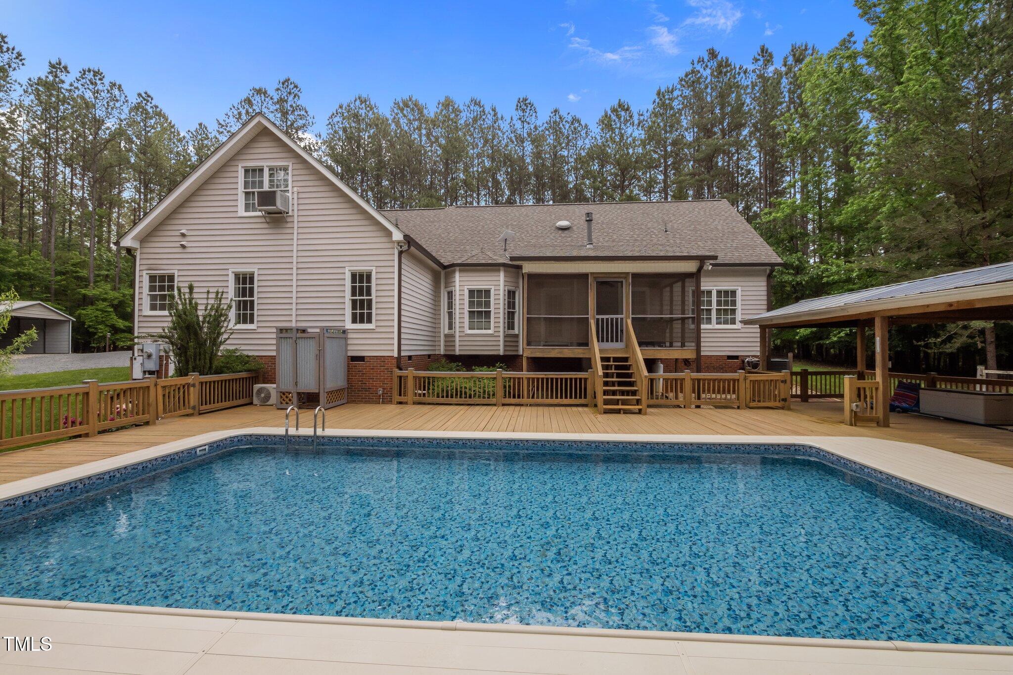 3653 Range Road