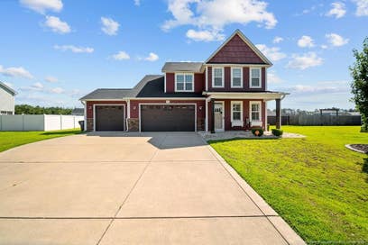 1442 Creekwood Road Hope Mills NC 28348