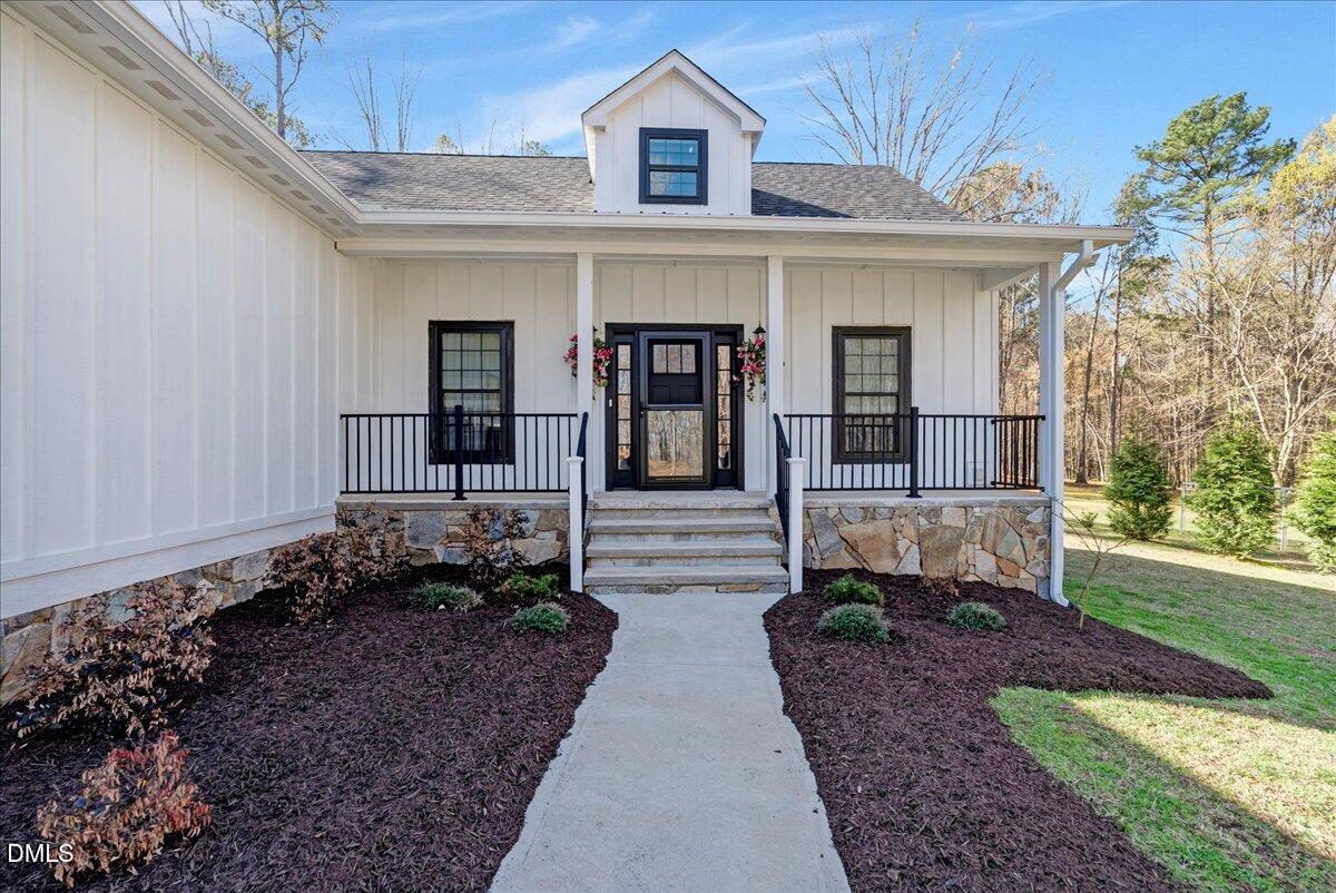 1130 Lakepoint Drive