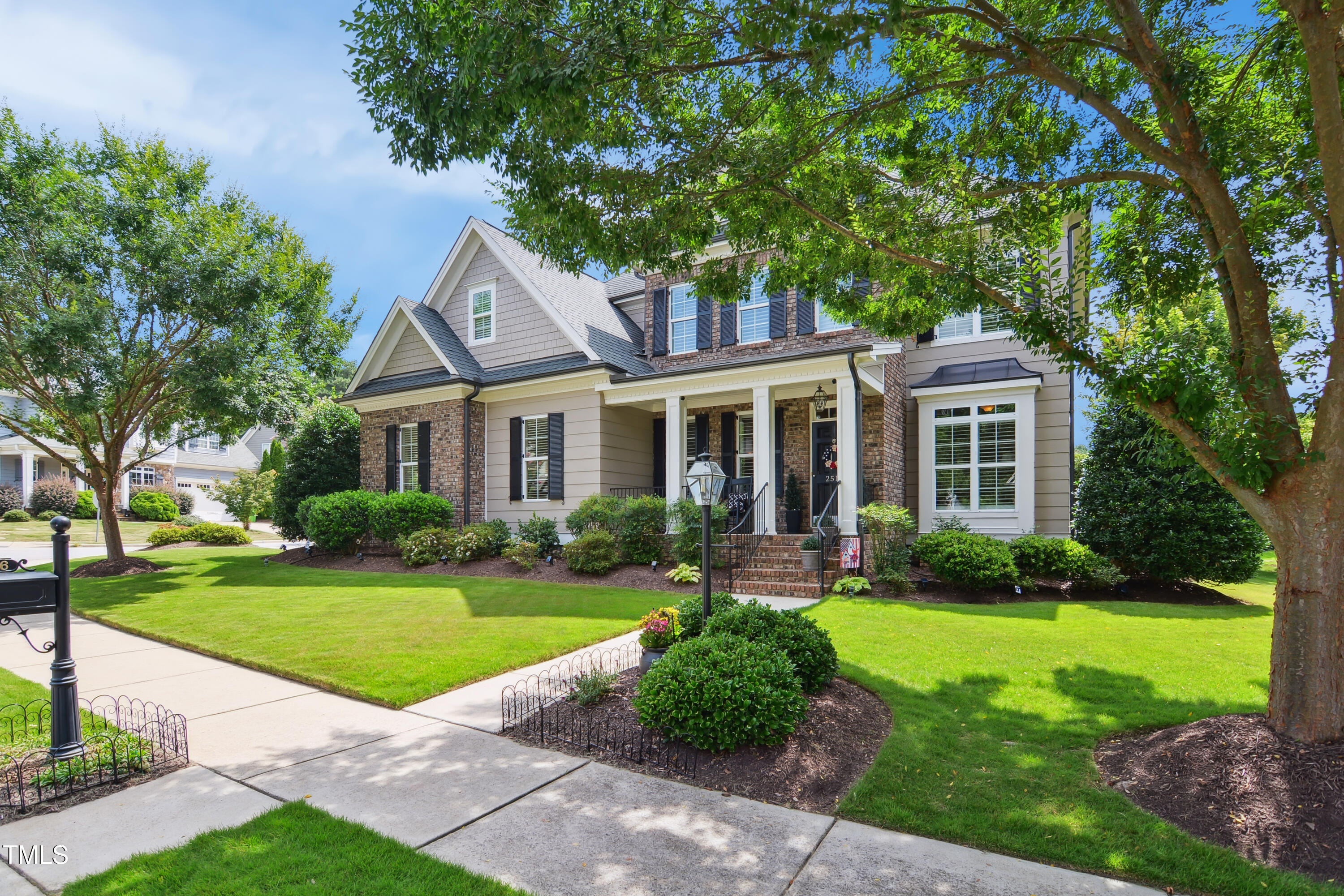 2516 Stonehenge Park Drive