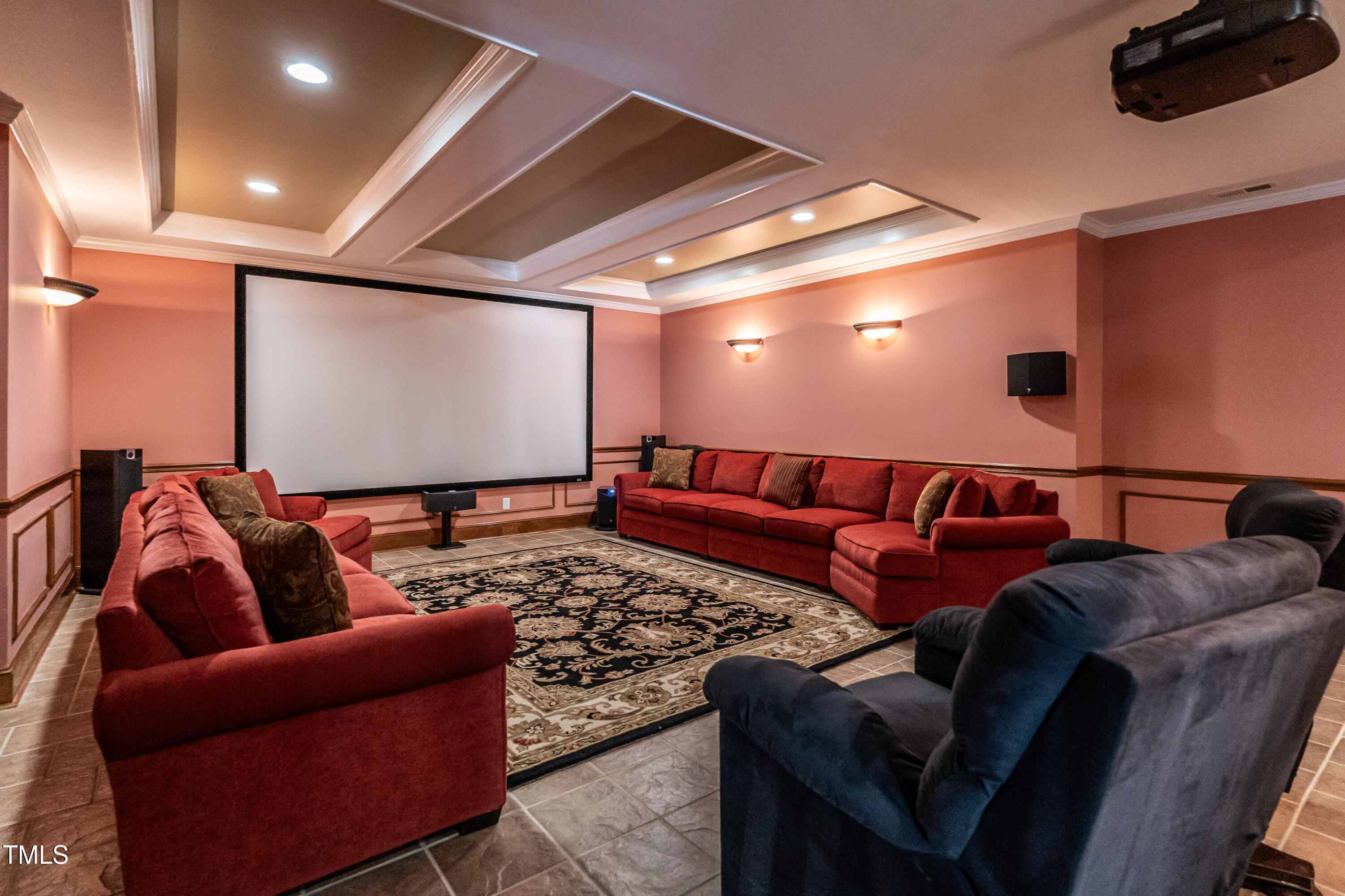 Durham, North Carolina 27703, United States, 4 Bedrooms Bedrooms, ,4 BathroomsBathrooms,Residential,Pending,129860