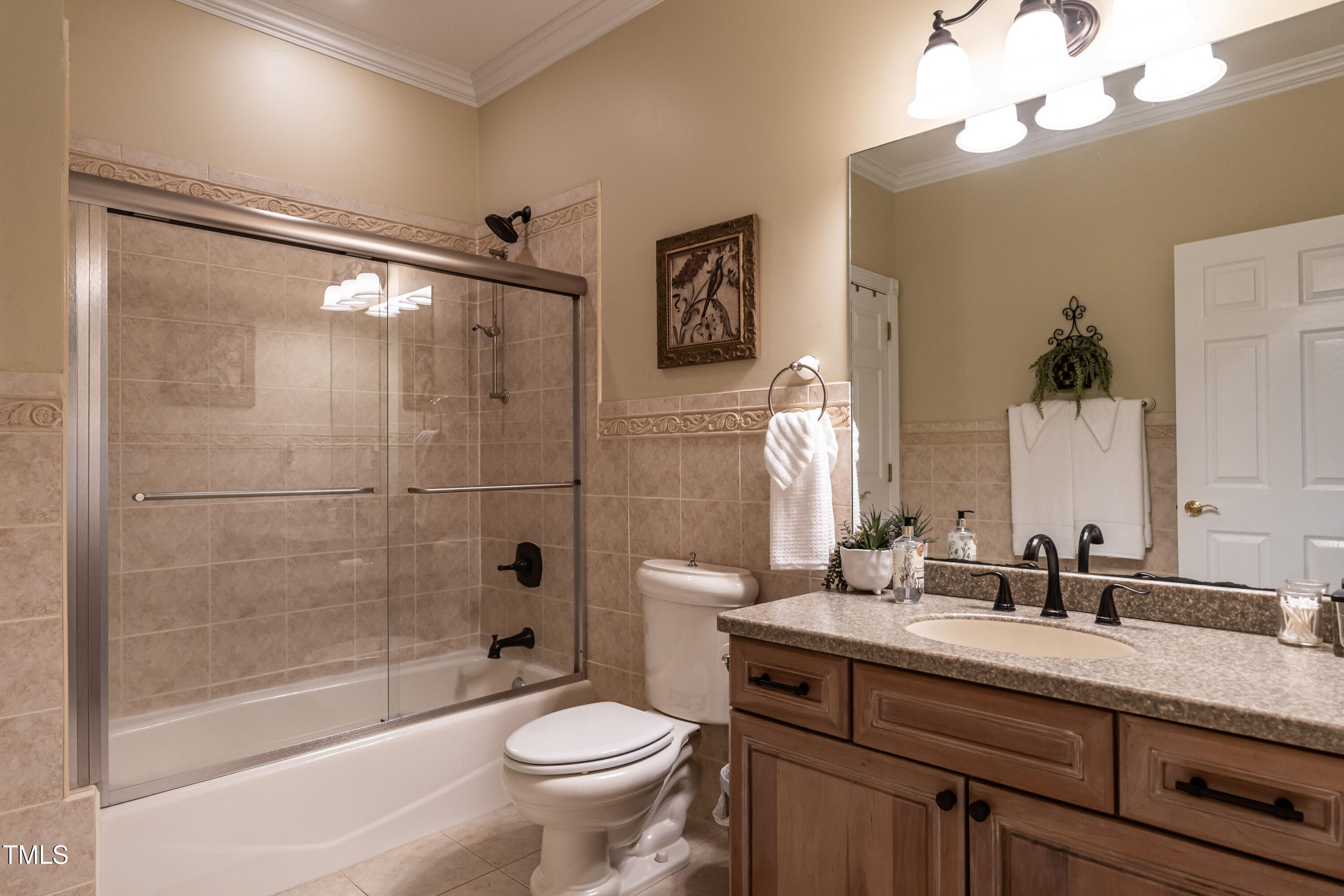 Durham, North Carolina 27703, United States, 4 Bedrooms Bedrooms, ,4 BathroomsBathrooms,Residential,Pending,129860