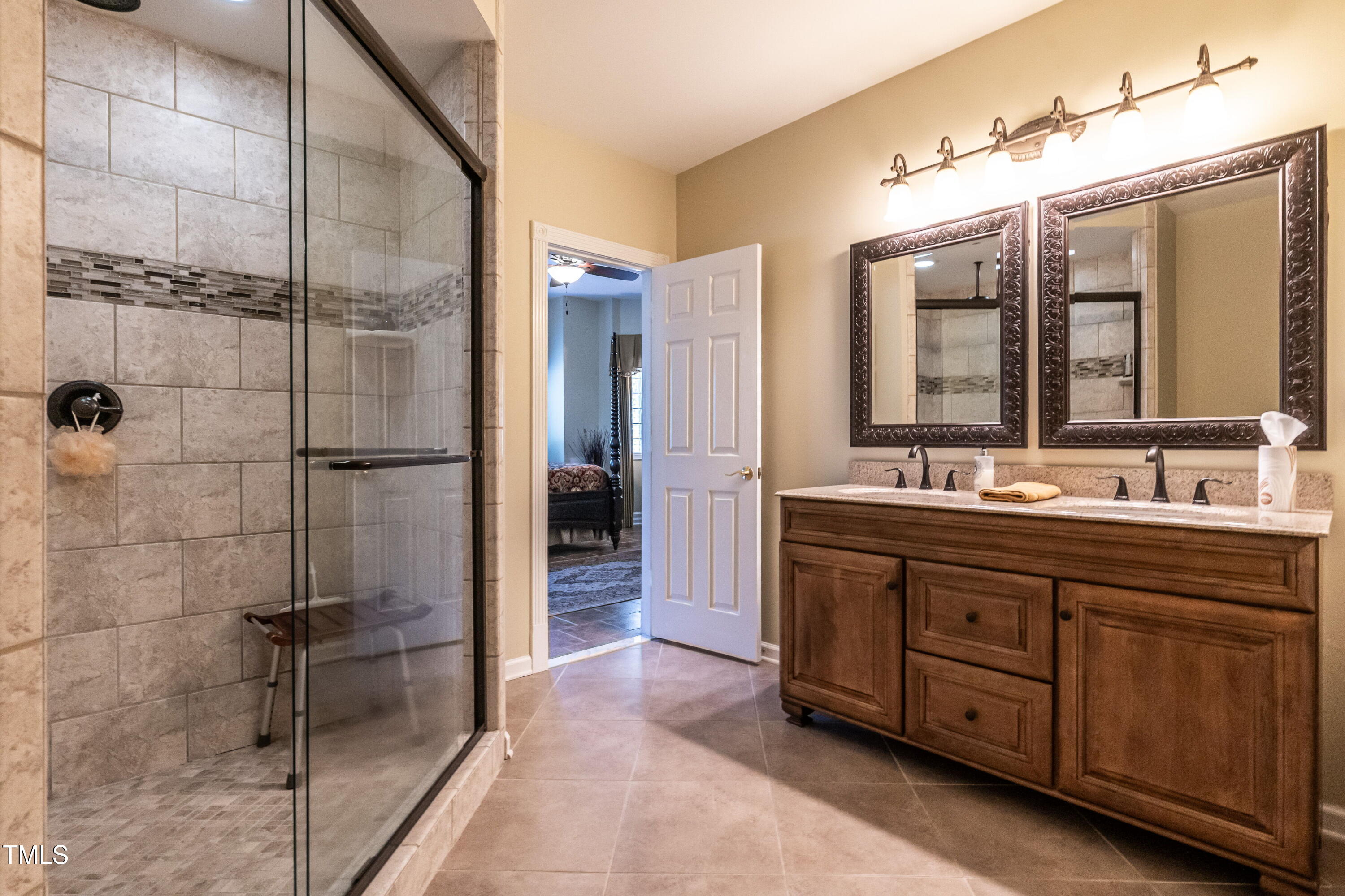 Durham, North Carolina 27703, United States, 4 Bedrooms Bedrooms, ,4 BathroomsBathrooms,Residential,Pending,129860