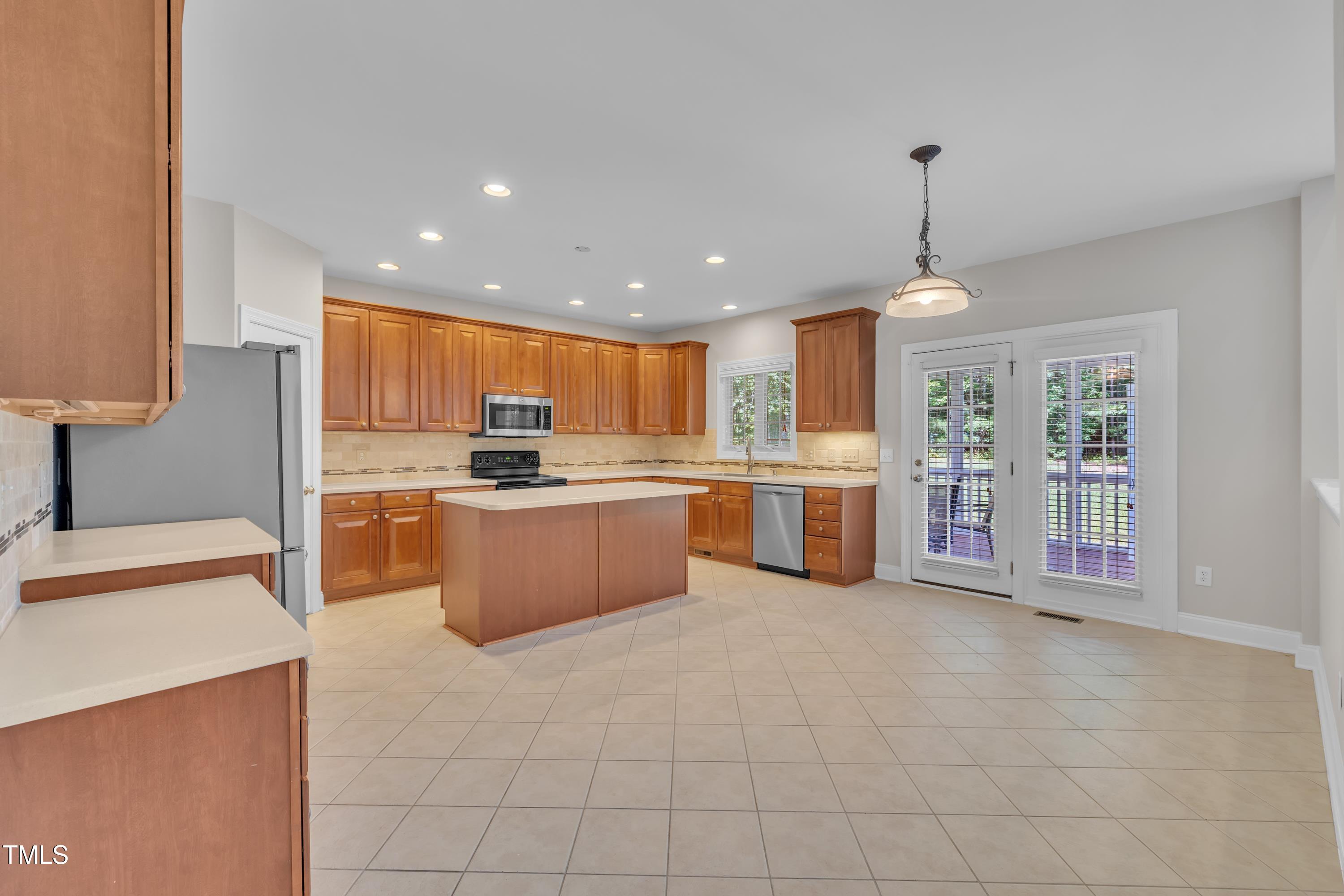 805 Alden Bridge Drive
