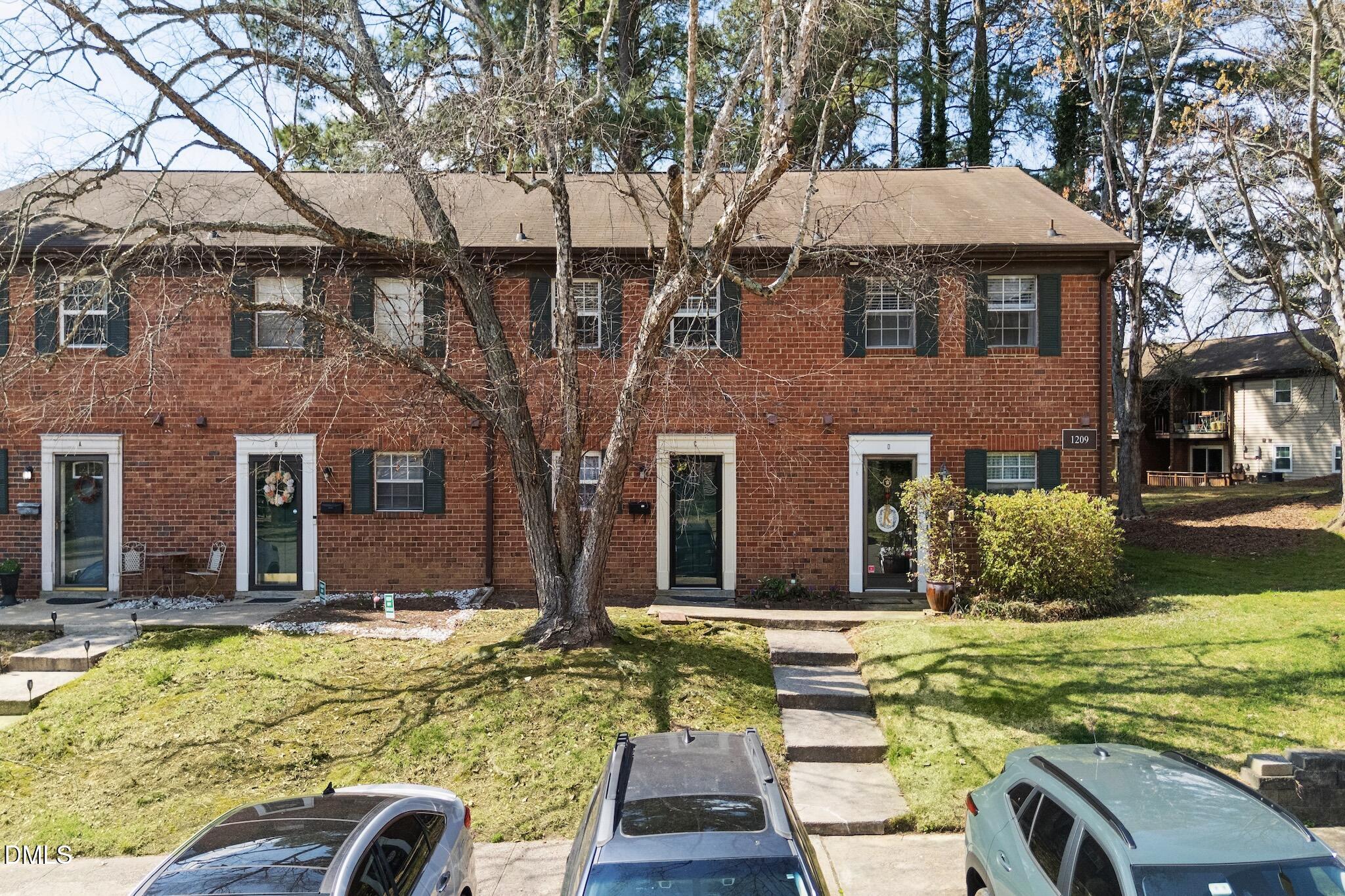 1209 Manassas Court Apt C