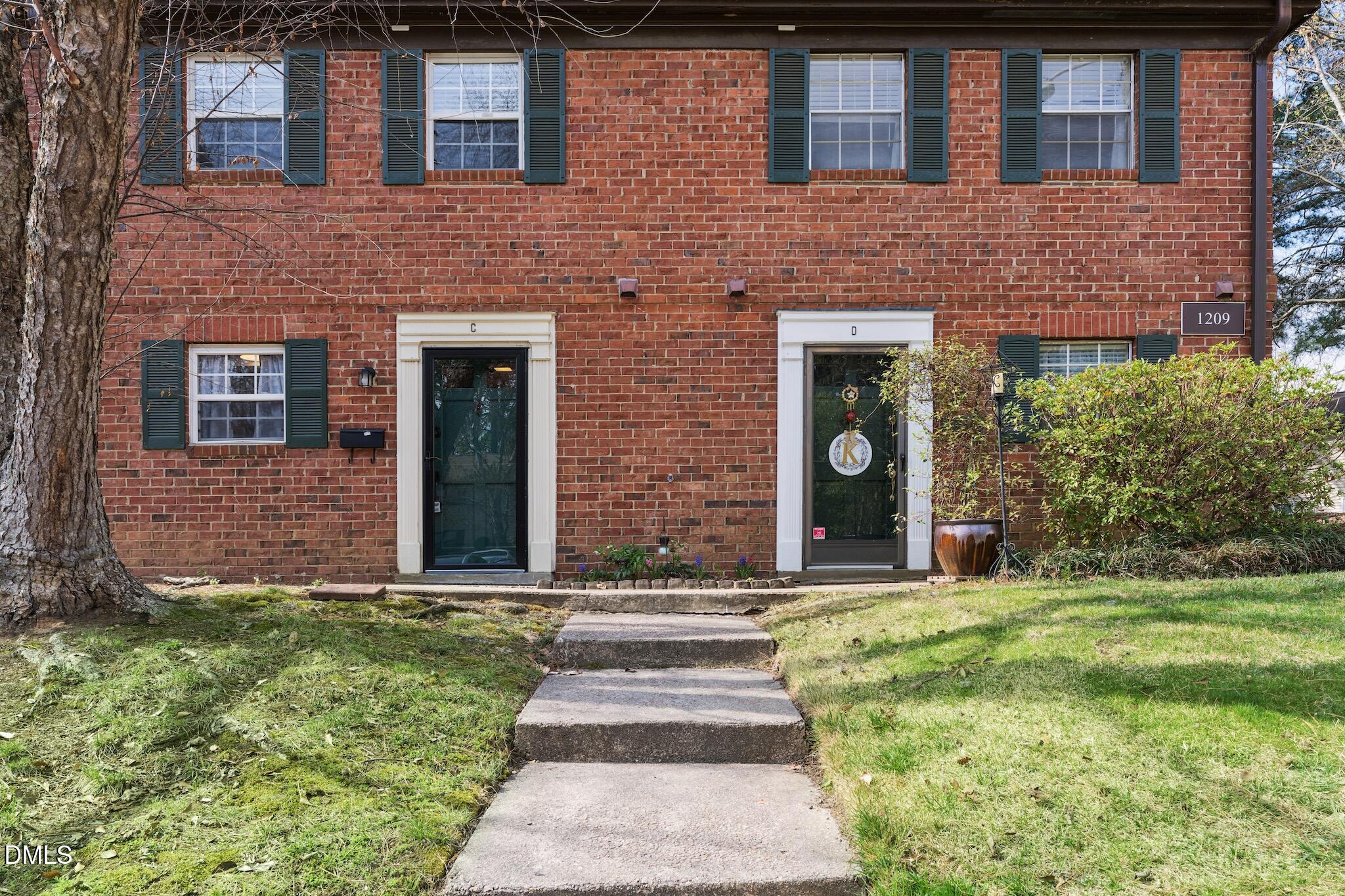 1209 Manassas Court Apt C