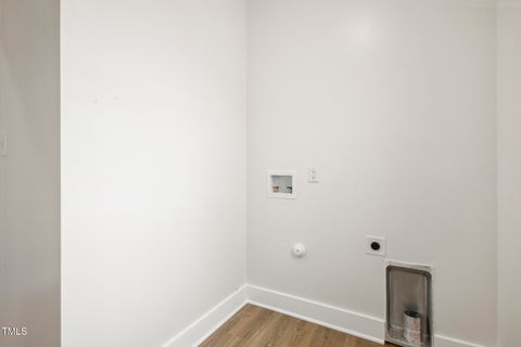 listing image 40