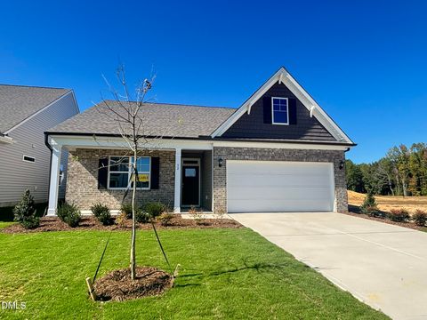 32 Quilting Drive Benson NC 27504