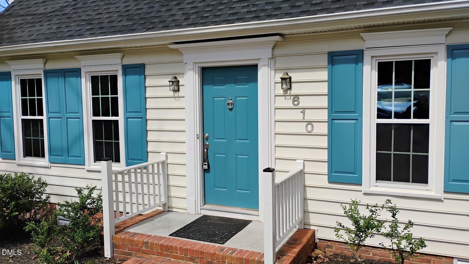 610 Cross Timbers Drive