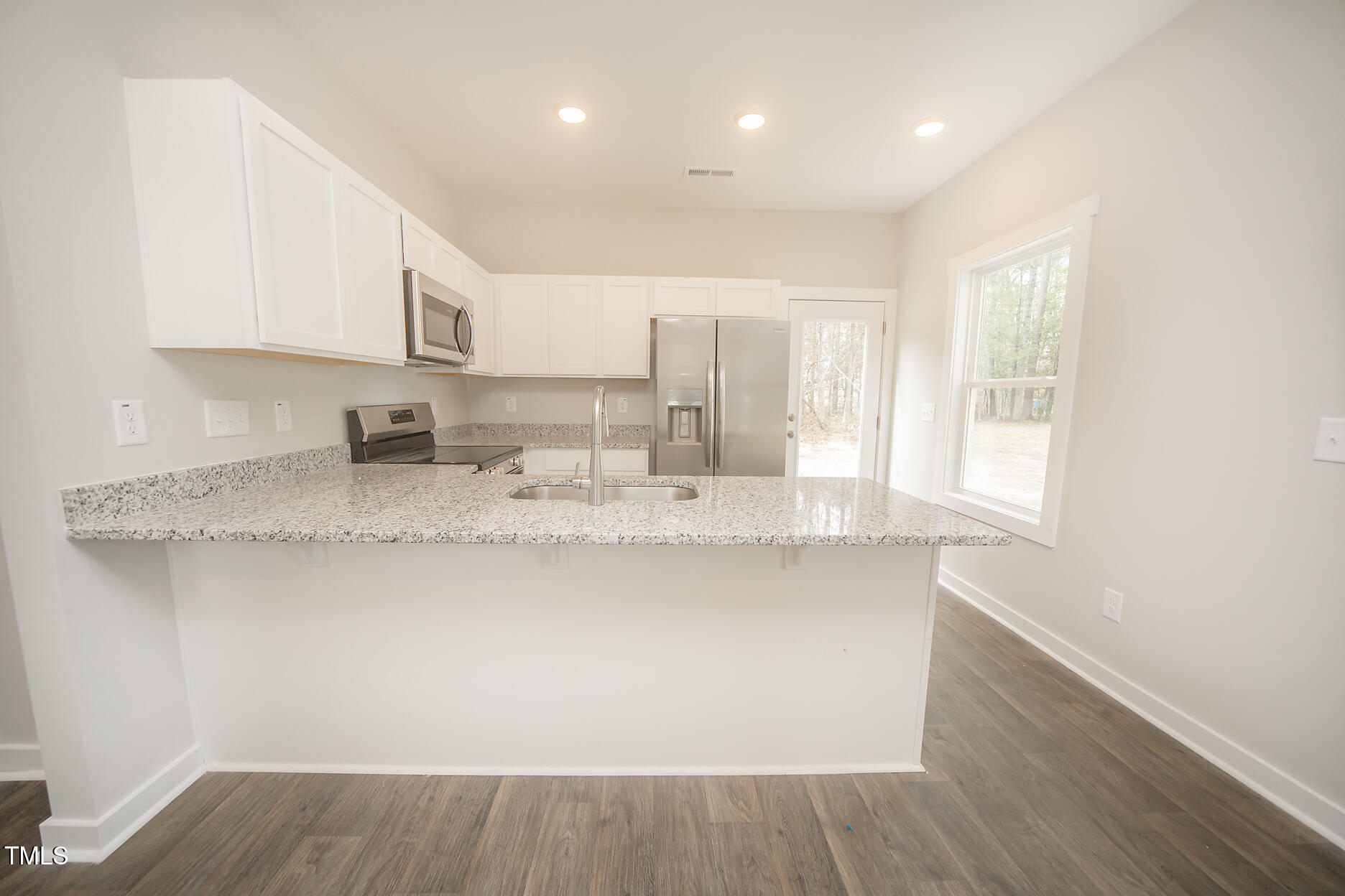 112 Ambergate Court