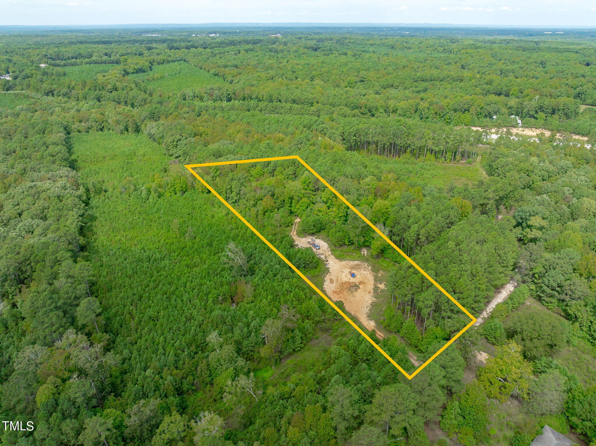 2833 Woodfield Dead End Road