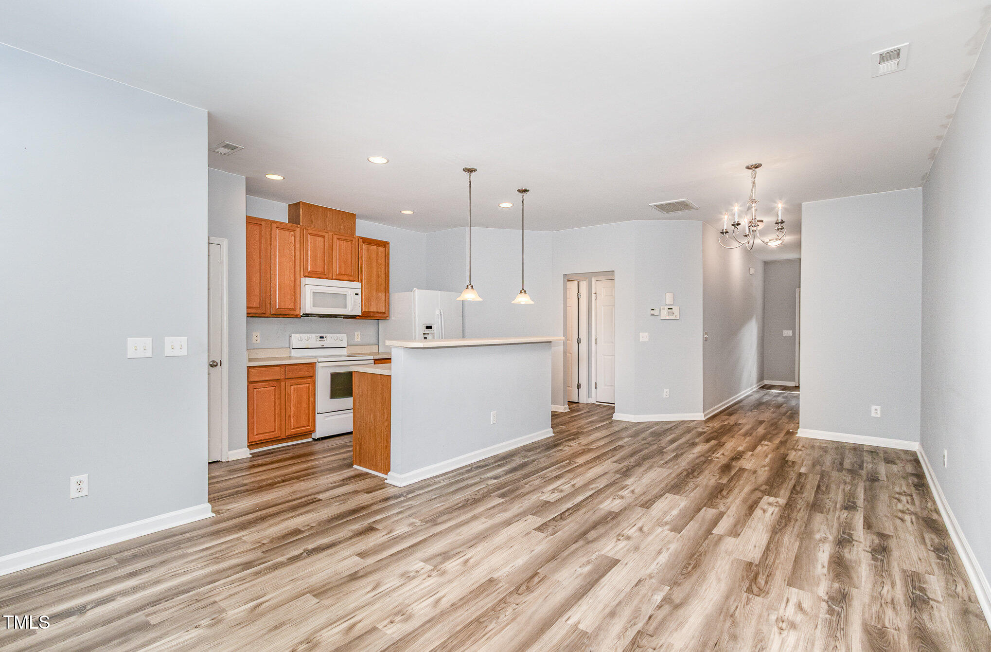 958 Shining Wire Way