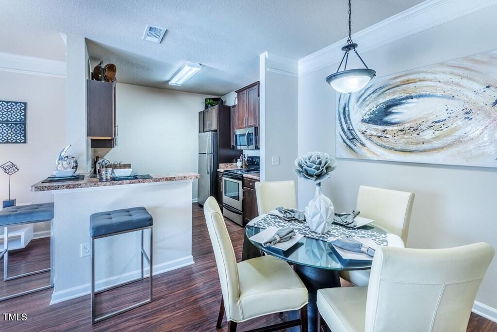 Apex, North Carolina 27502, United States, 2 Bedrooms Bedrooms, ,2 BathroomsBathrooms,Residential,Active,206697