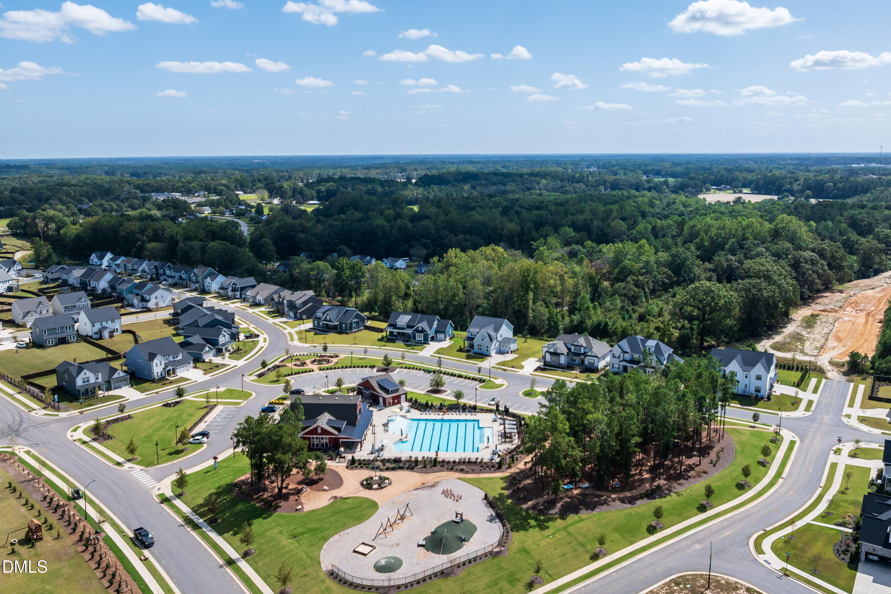 Fuquay Varina, North Carolina 27526, United States, 4 Bedrooms Bedrooms, ,4 BathroomsBathrooms,Residential,Active,221089