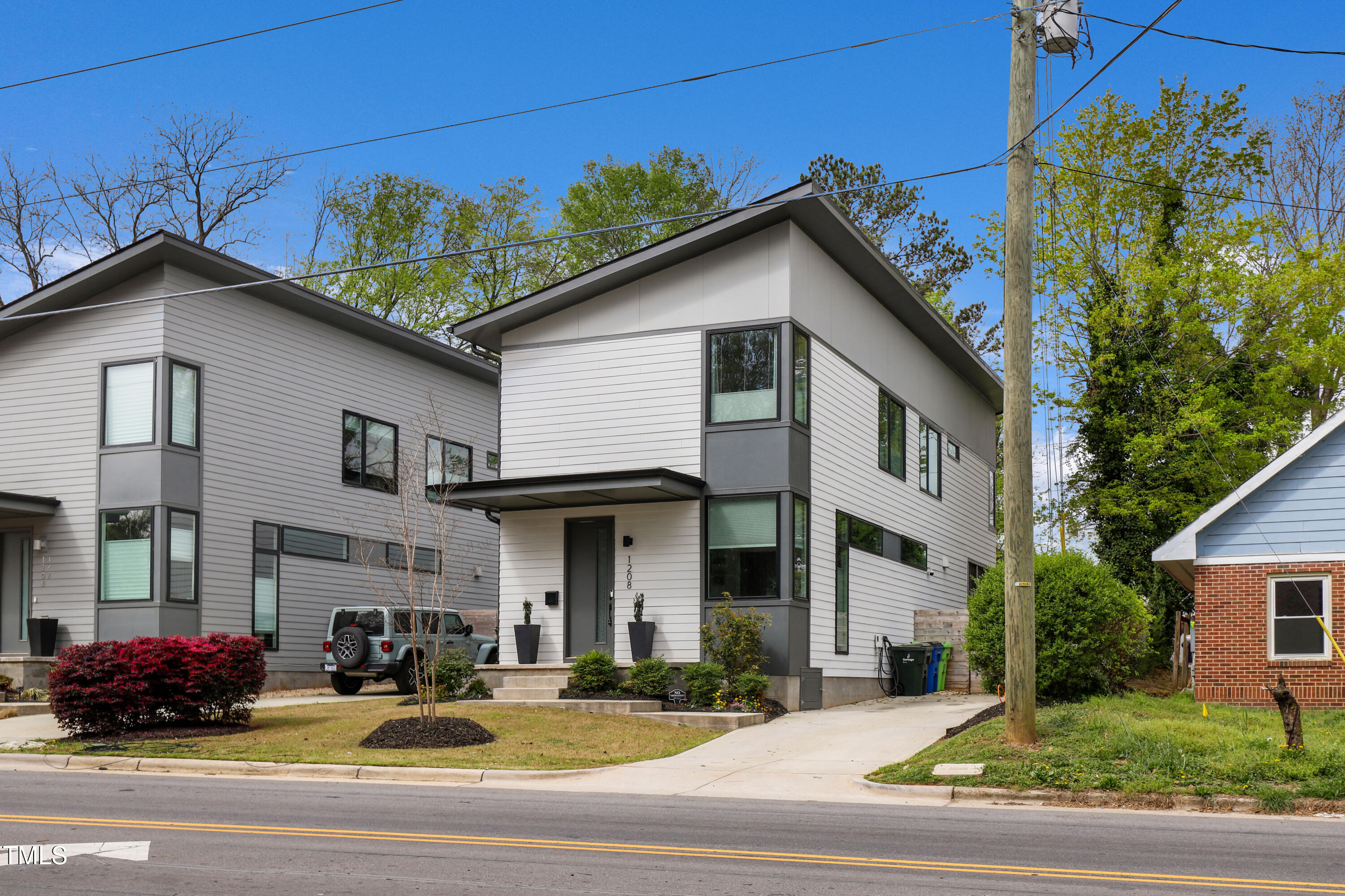 1208 Garner Road