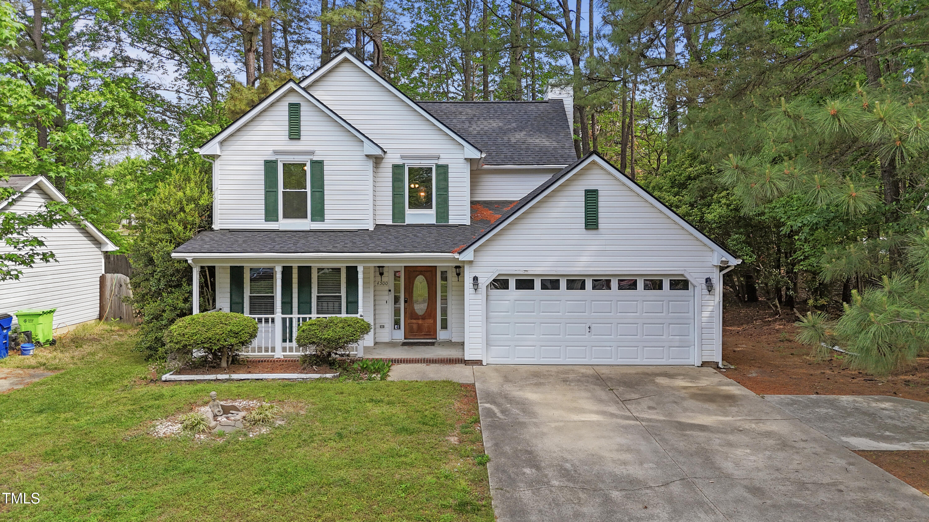 4500 Hollirose Place