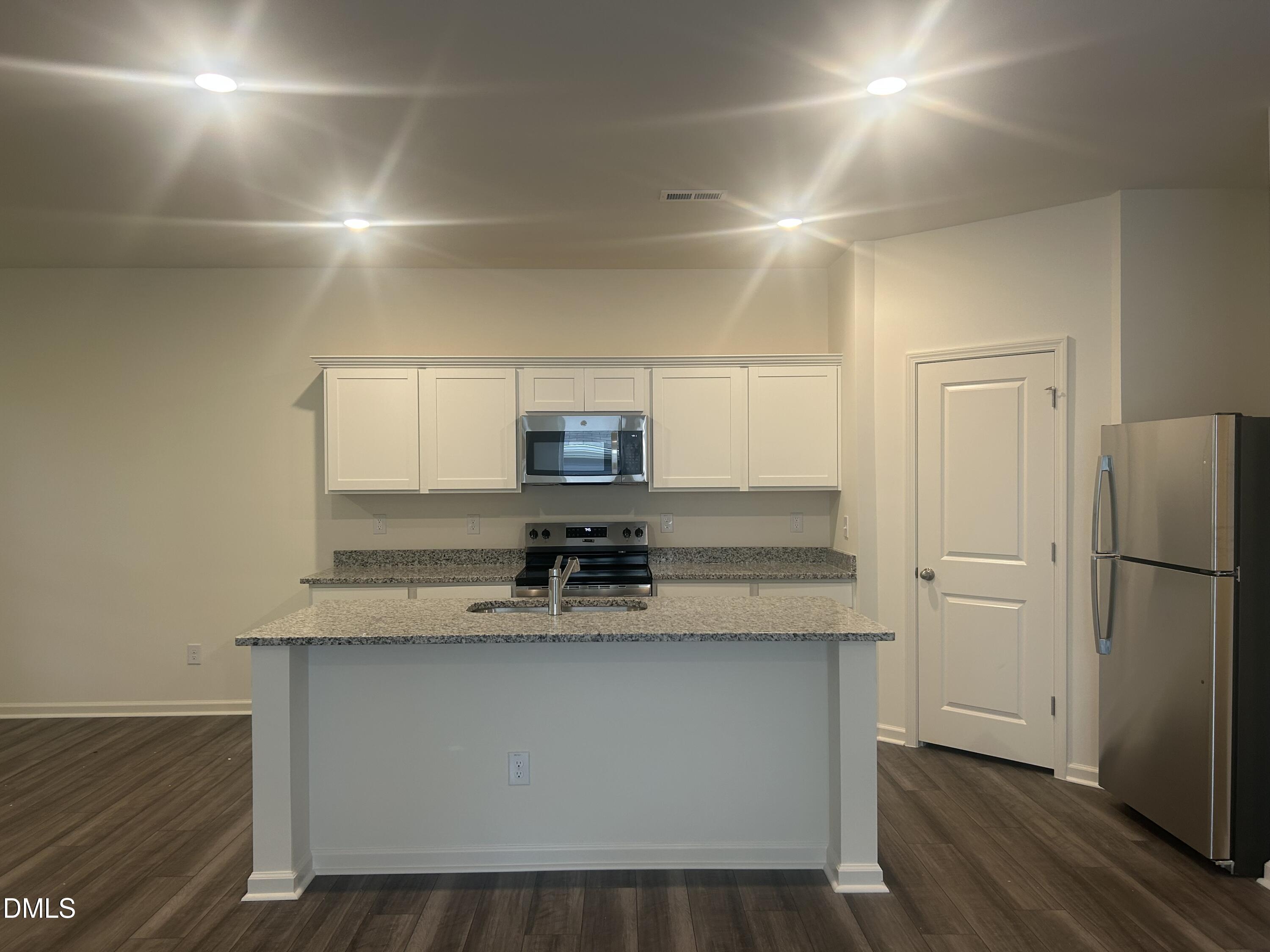 855 Hanford Landing Drive