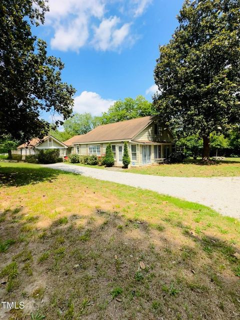 304 Sandalwood Avenue Louisburg NC 27549